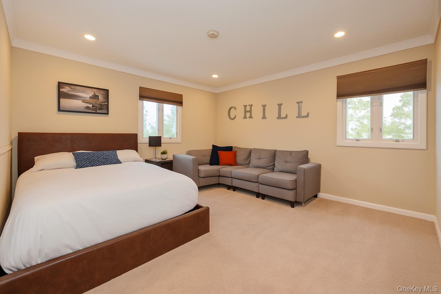 690 Park Lane, North Woodmere, NY 11581