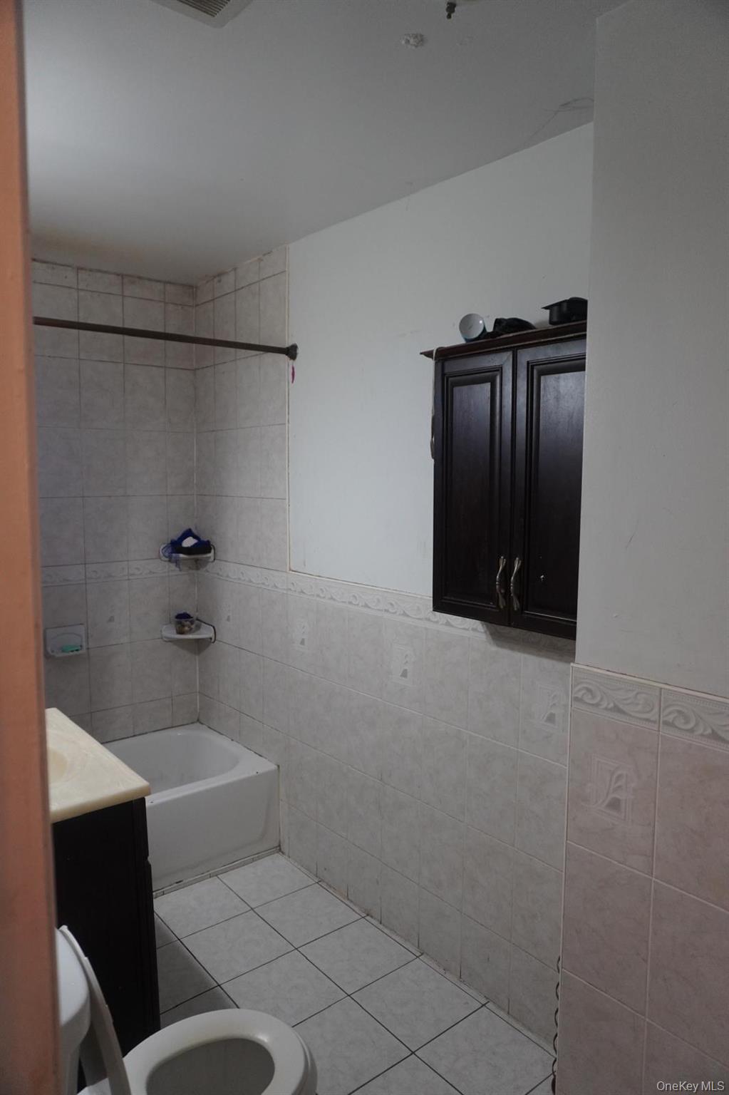 1384 Clinton Avenue, Bronx, NY 10456