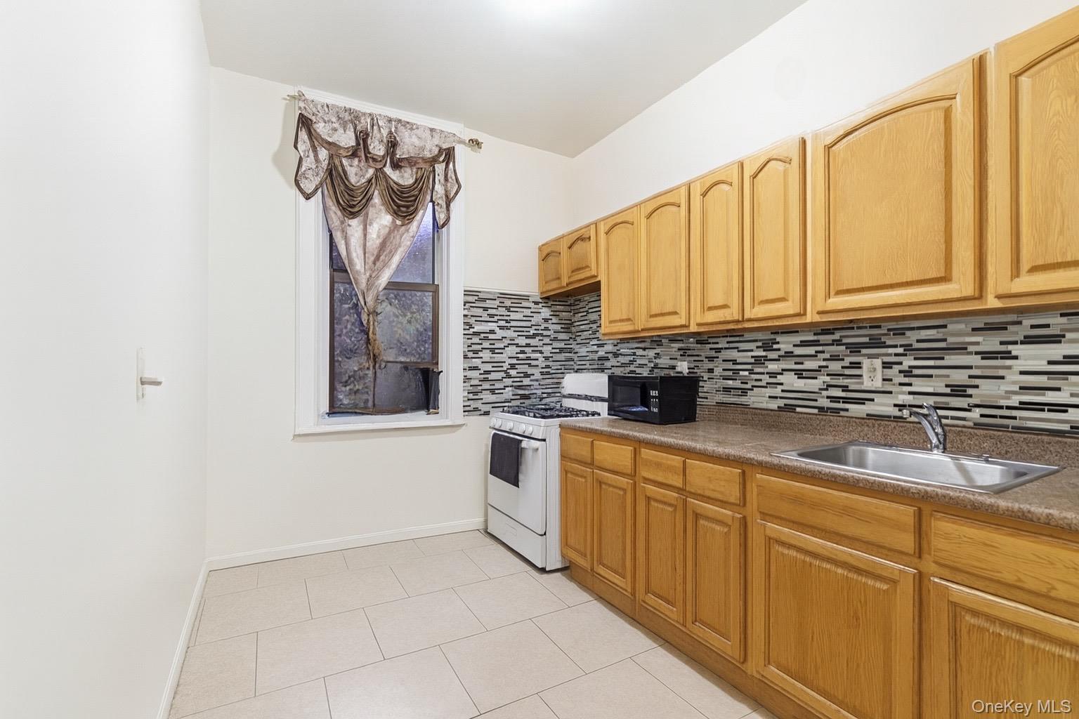 1040 Clay Avenue, Bronx, NY 10456