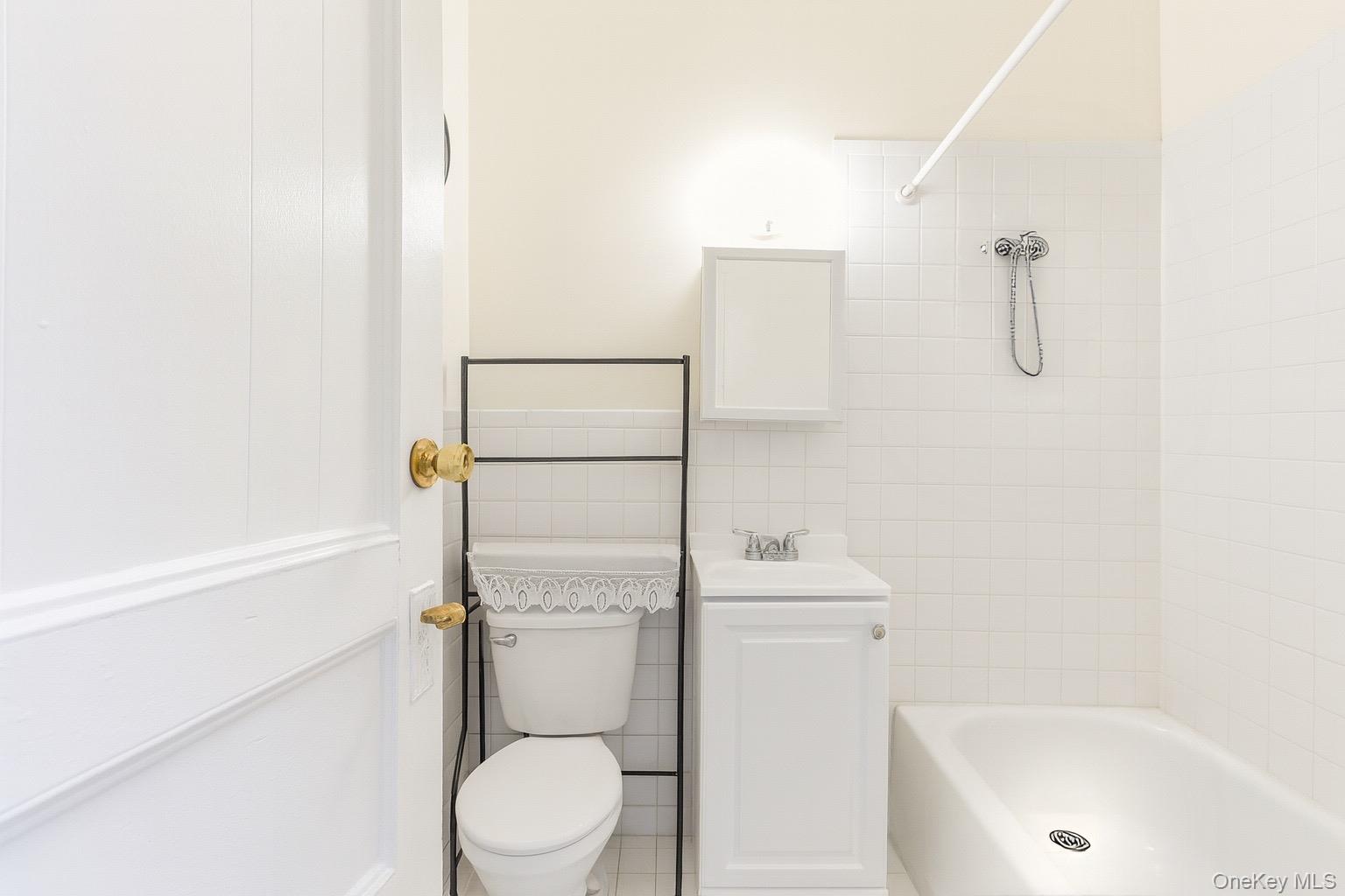 1040 Clay Avenue, Bronx, NY 10456