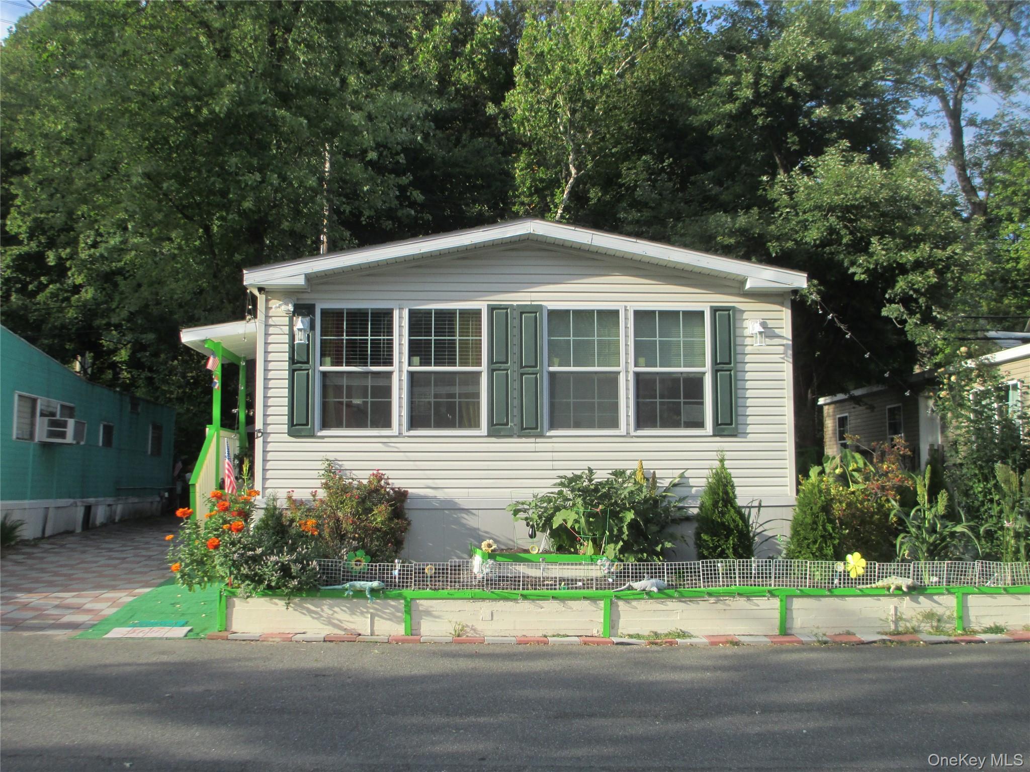 451 #15 CALL HOLLOW # 15, Stony Point, NY 10980