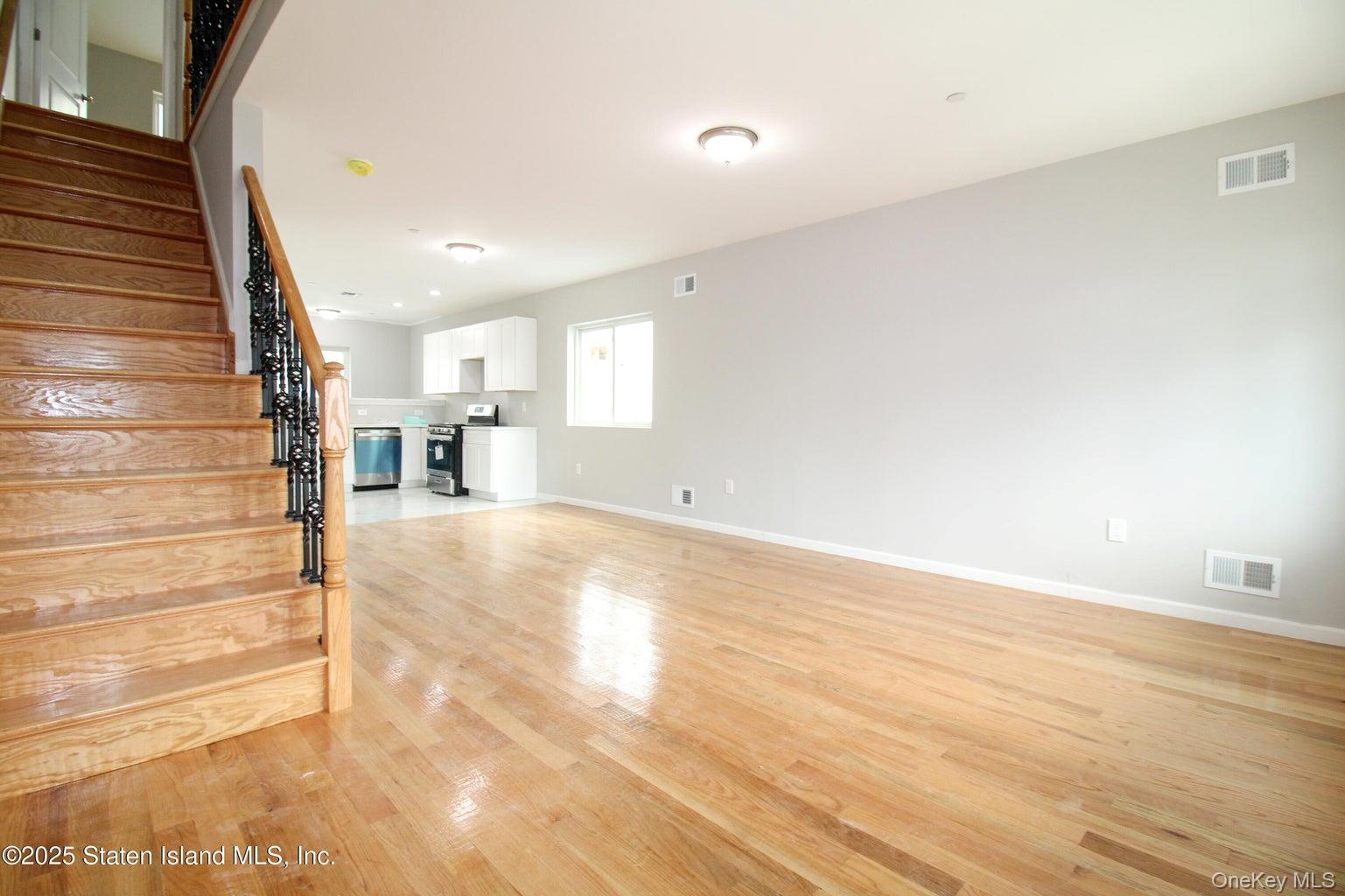 85 Perry avenue, Staten Island, NY 10314