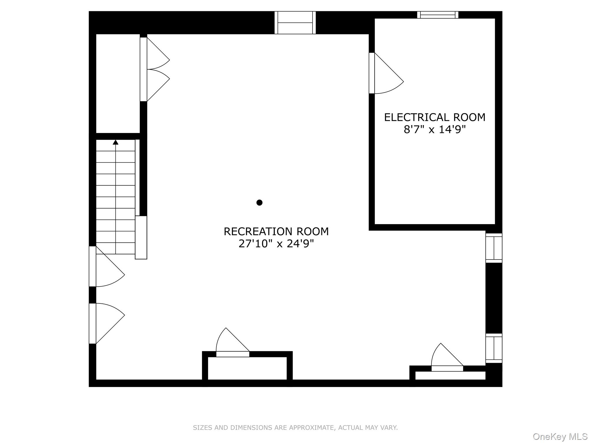 15 Flamingo Road, East Hills, NY 11576