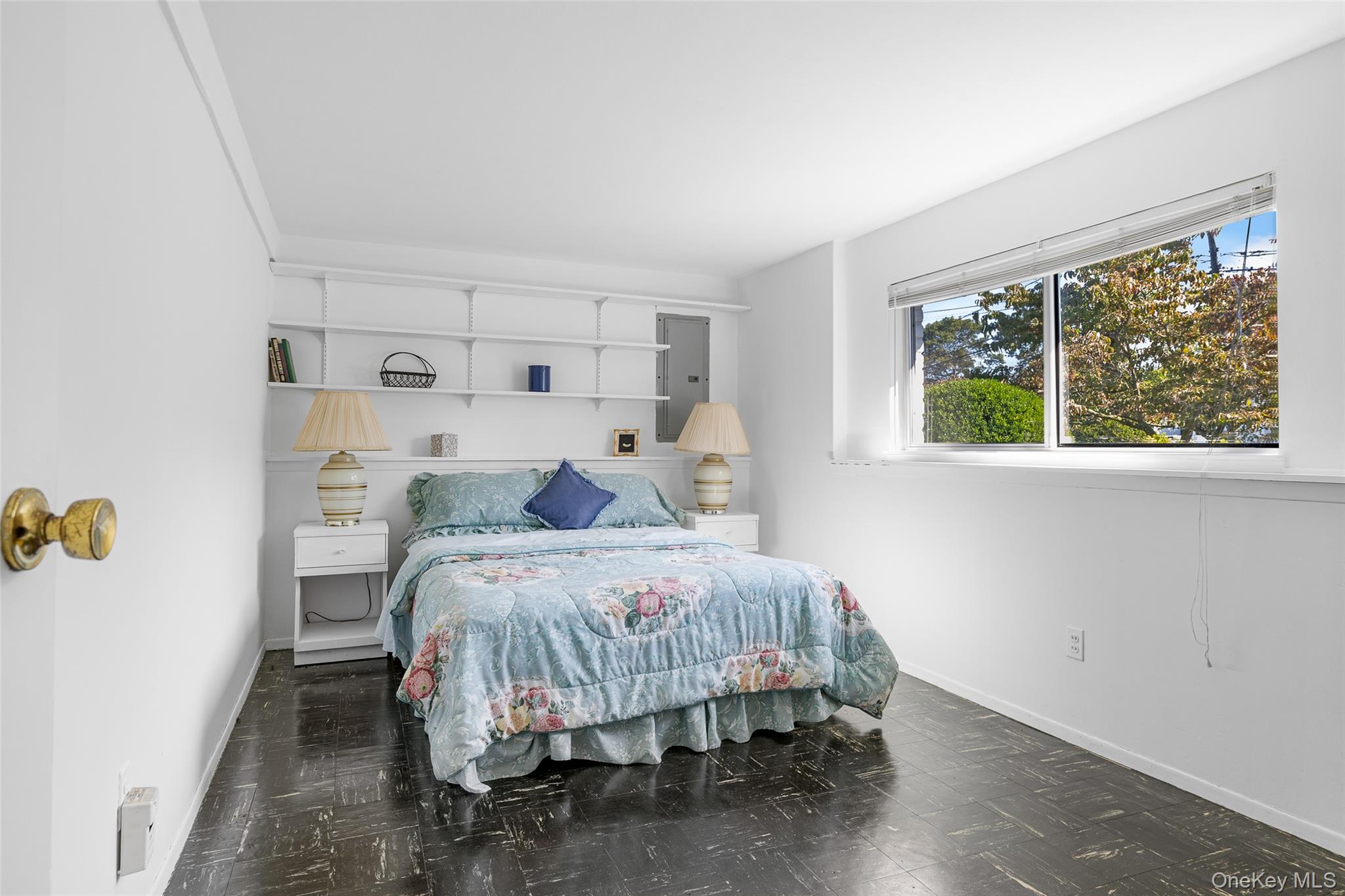 384 W 22nd Street, Deer Park, NY 11729