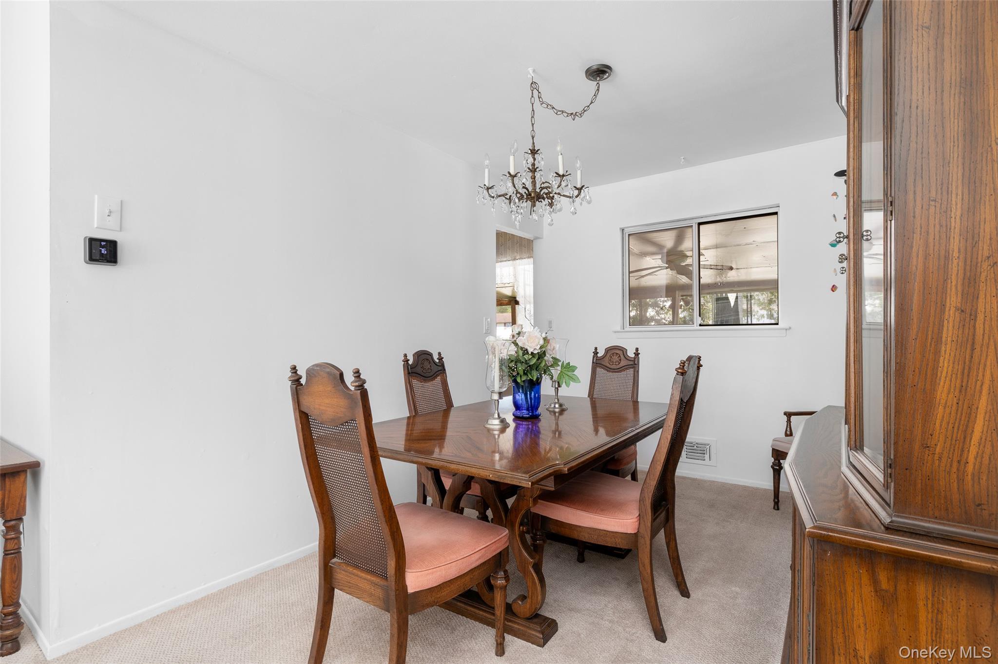 384 W 22nd Street, Deer Park, NY 11729