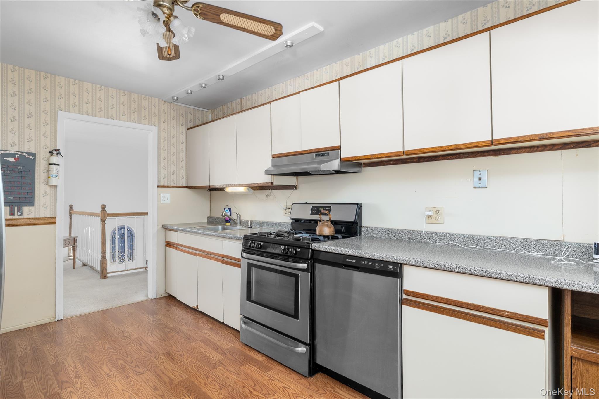 384 W 22nd Street, Deer Park, NY 11729