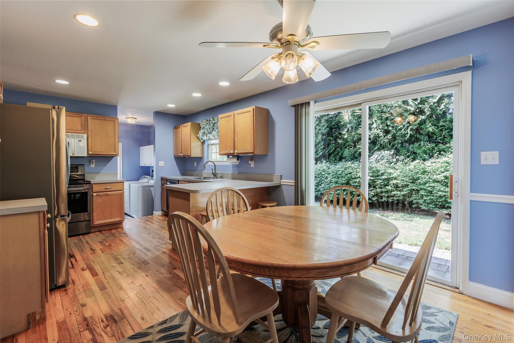 22 Washington Avenue, Port Jefferson Station, NY 11776