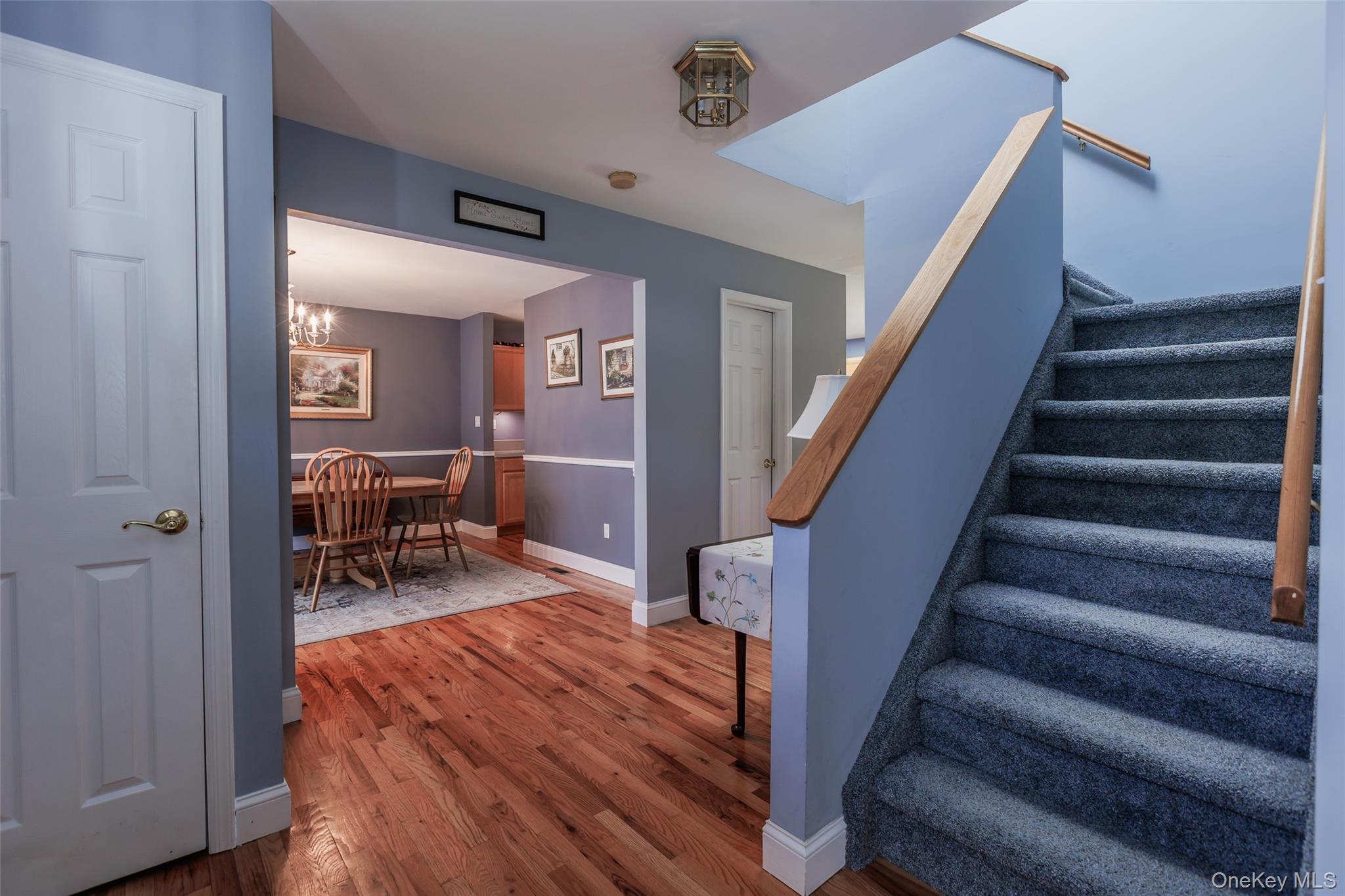 22 Washington Avenue, Port Jefferson Station, NY 11776