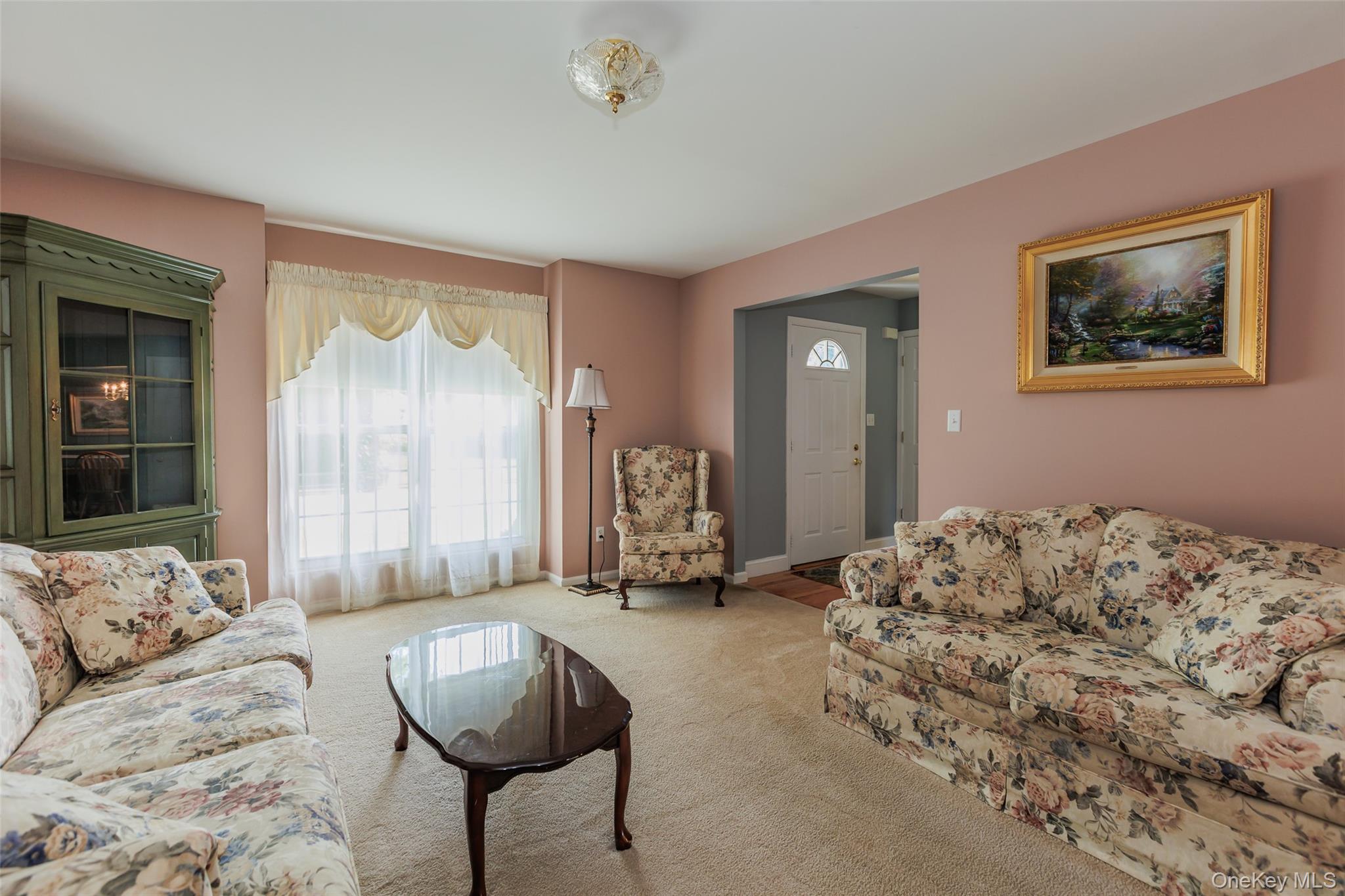 22 Washington Avenue, Port Jefferson Station, NY 11776