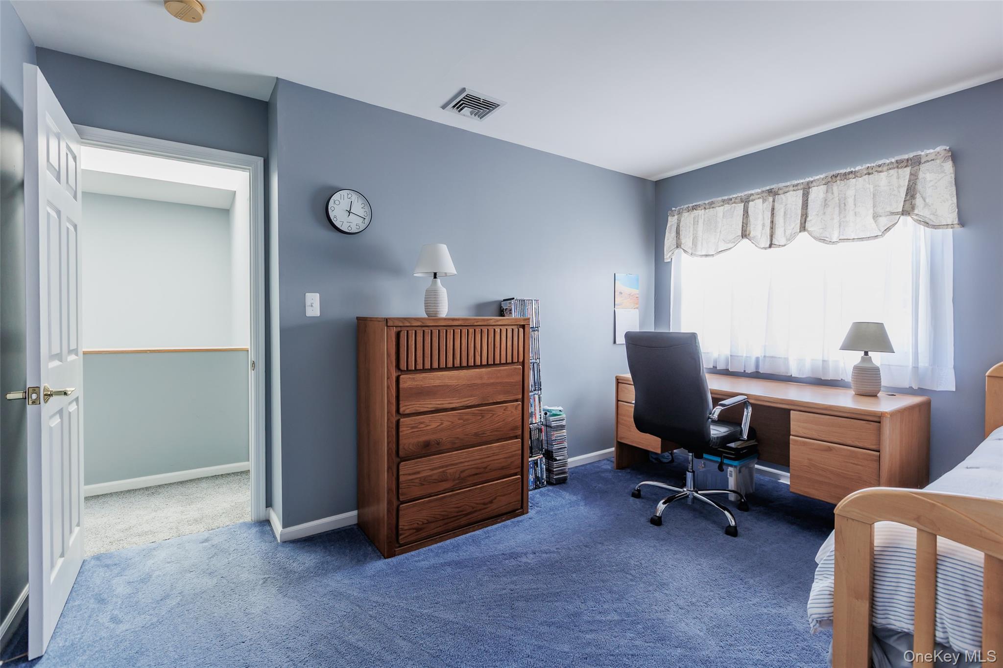 22 Washington Avenue, Port Jefferson Station, NY 11776