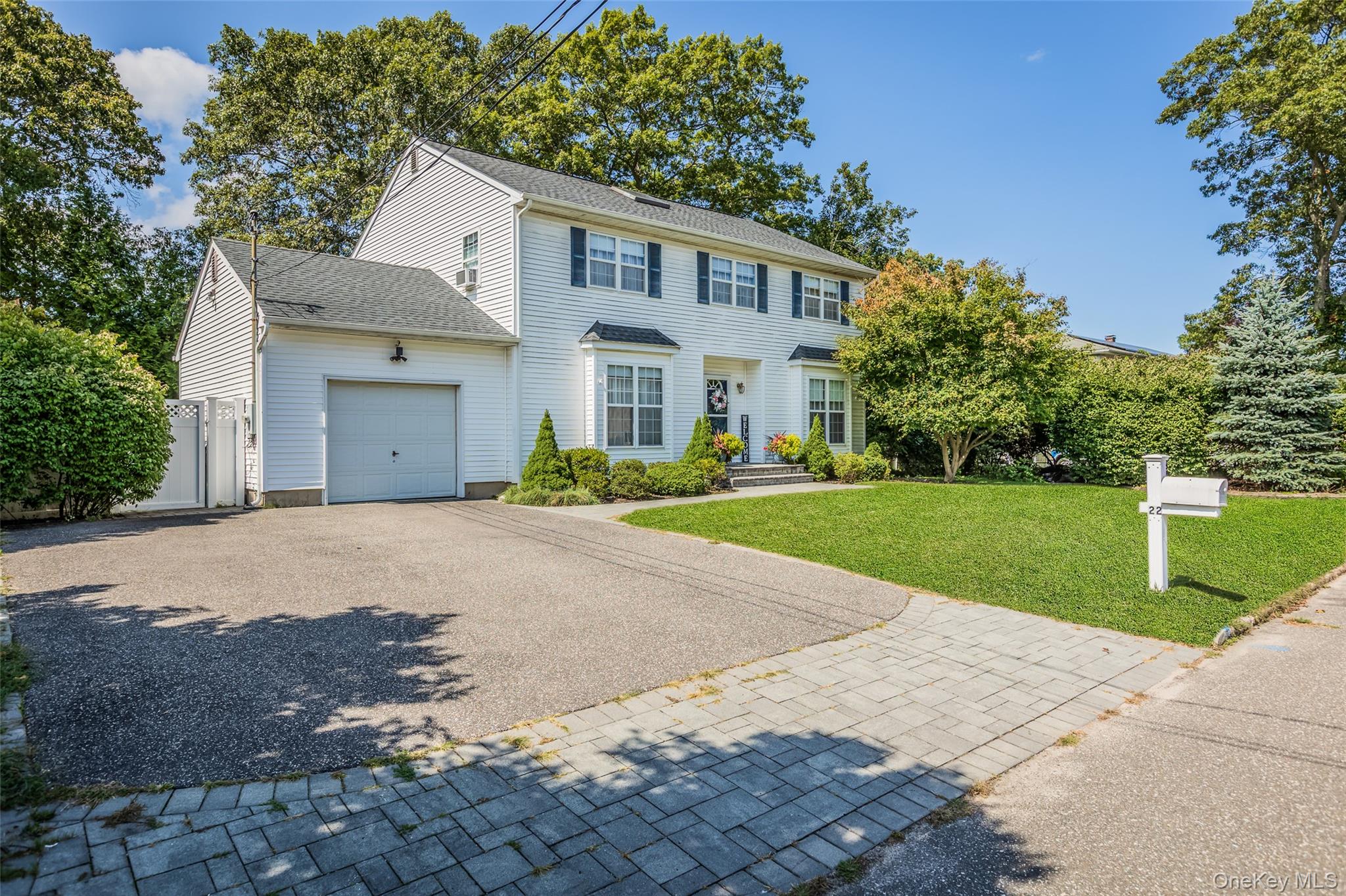 22 Washington Avenue, Port Jefferson Station, NY 11776