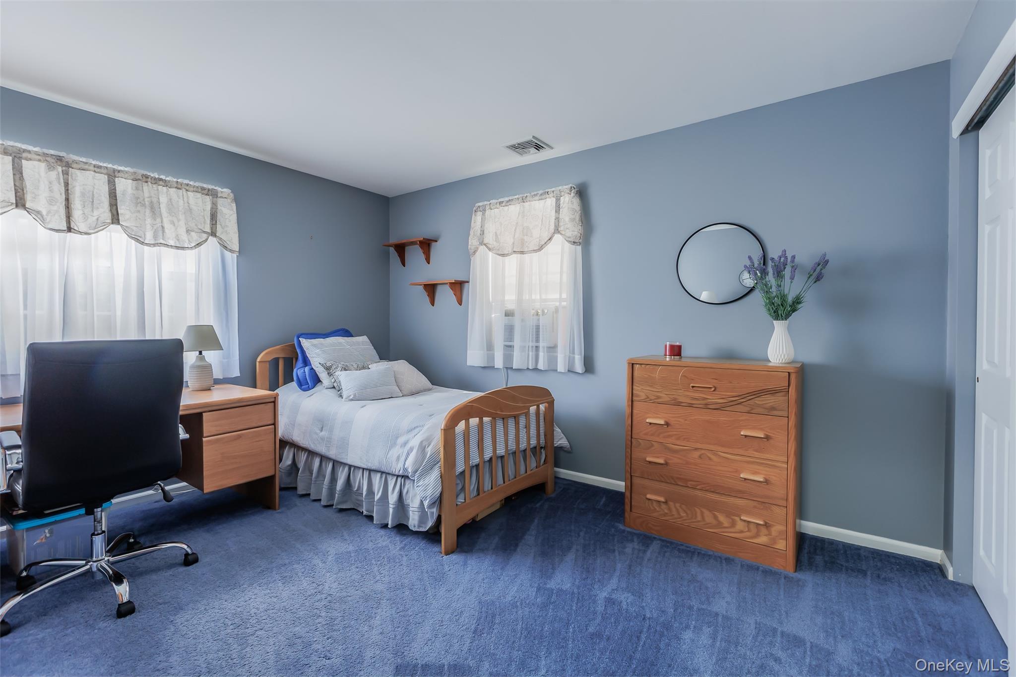 22 Washington Avenue, Port Jefferson Station, NY 11776