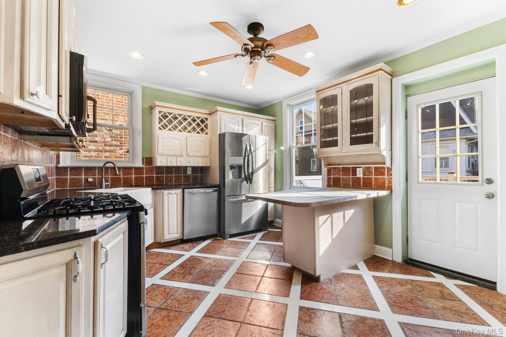 6036 Liebig Avenue, Bronx, NY 10471