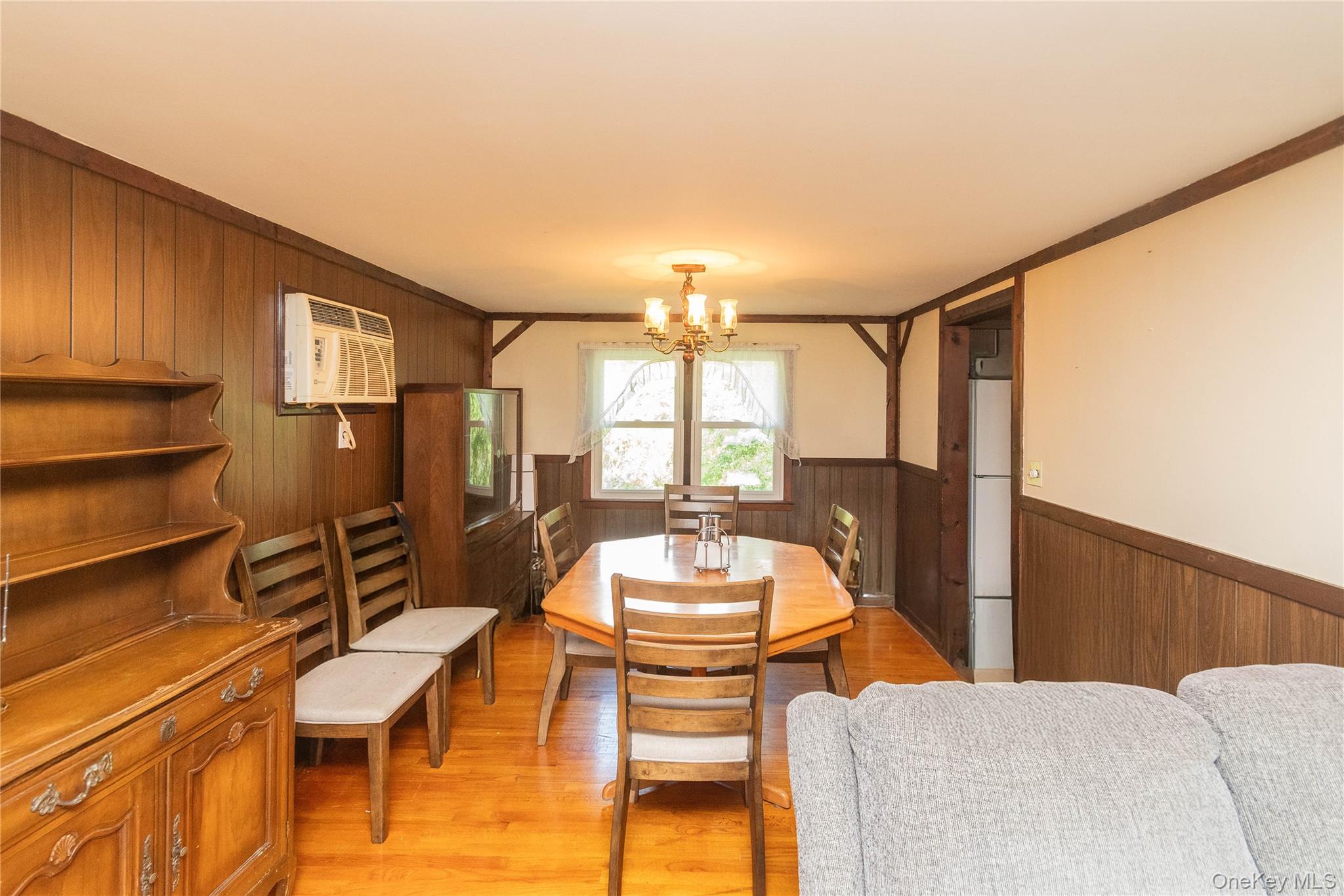 31 Lawrence Road, Hyde Park, NY 12538