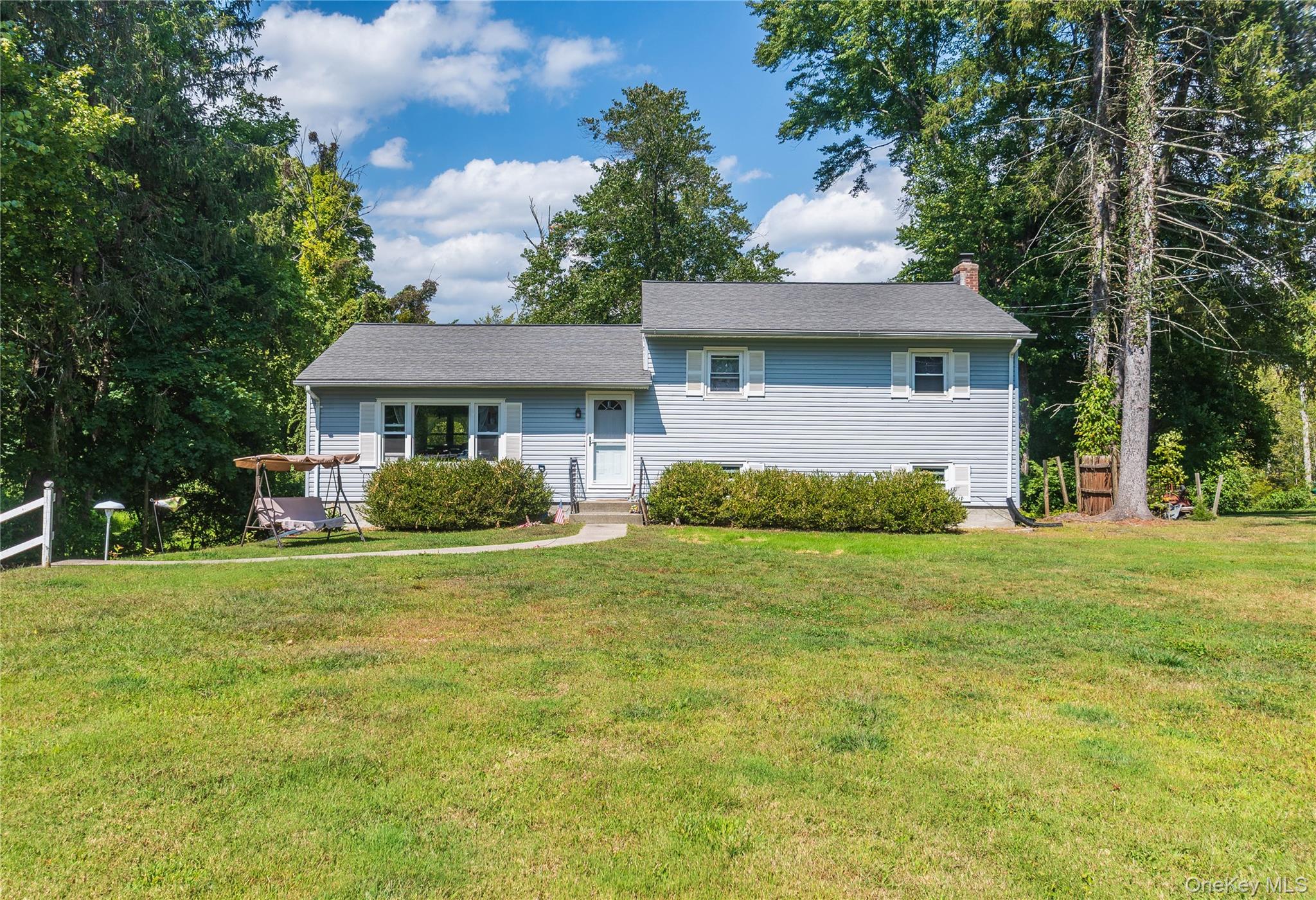 31 Lawrence Road, Hyde Park, NY 12538