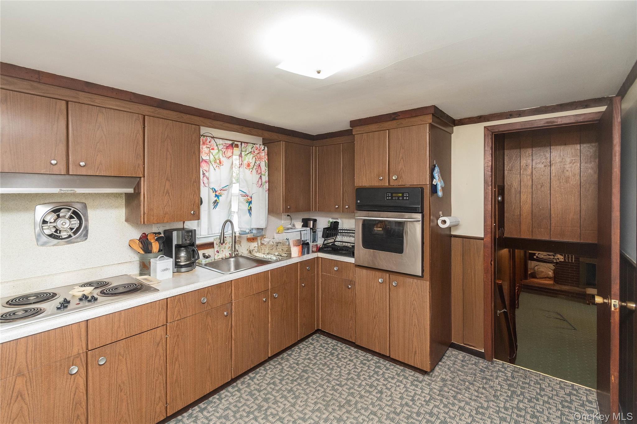 31 Lawrence Road, Hyde Park, NY 12538