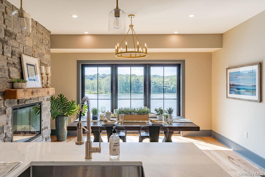 2 icehouse Drive, Saugerties, NY 12477