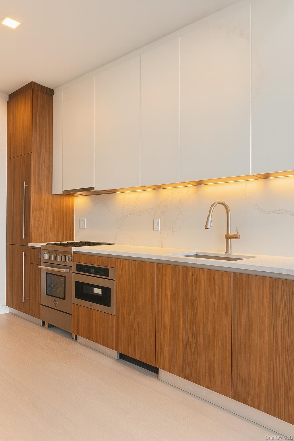 35-32 Leavitt St # PhK, Flushing, NY 11354