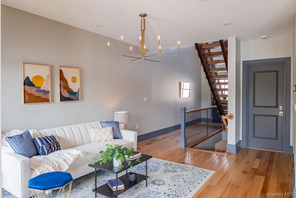 4 Icehouse Drive, Saugerties, NY 12477