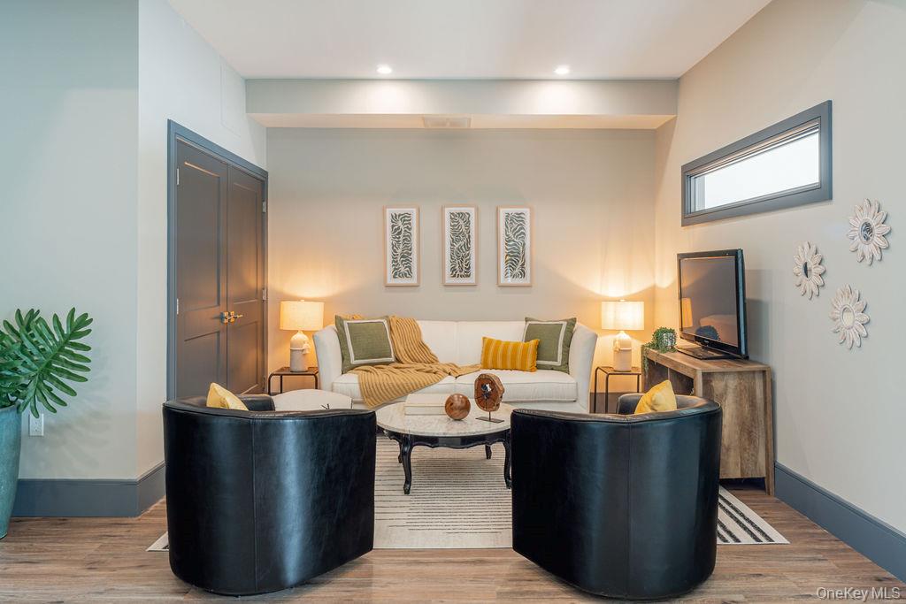 4 Icehouse Drive, Saugerties, NY 12477