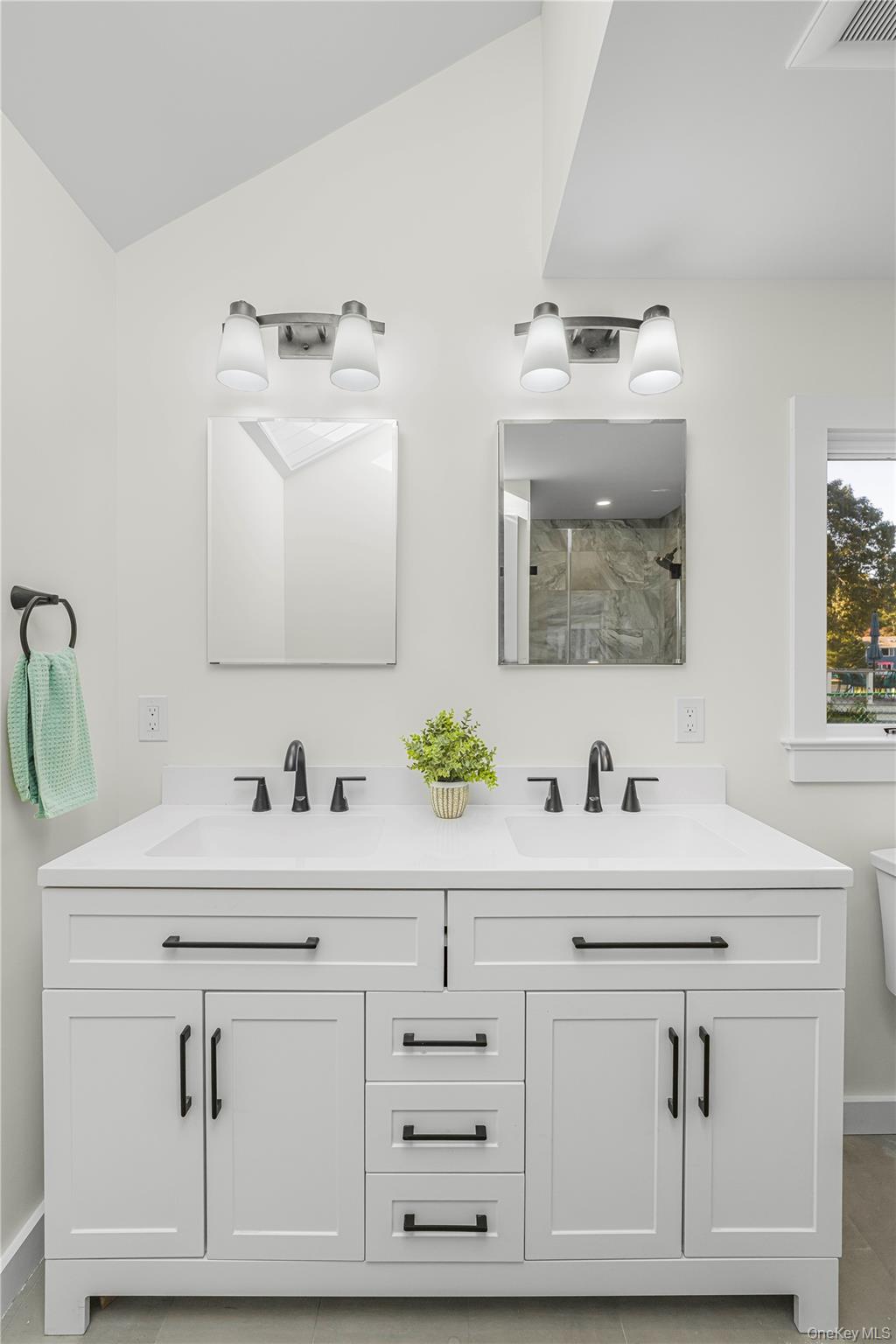 2435 Cedar Lane, East Marion, NY 11939