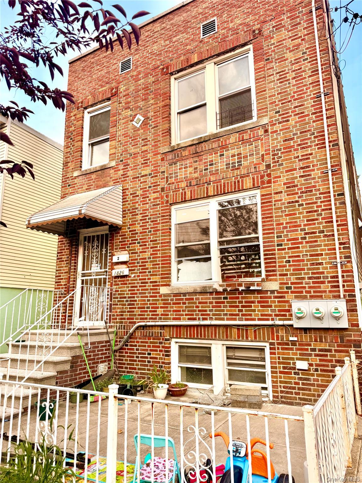 1826 Mulford Avenue, Bronx, NY 10461