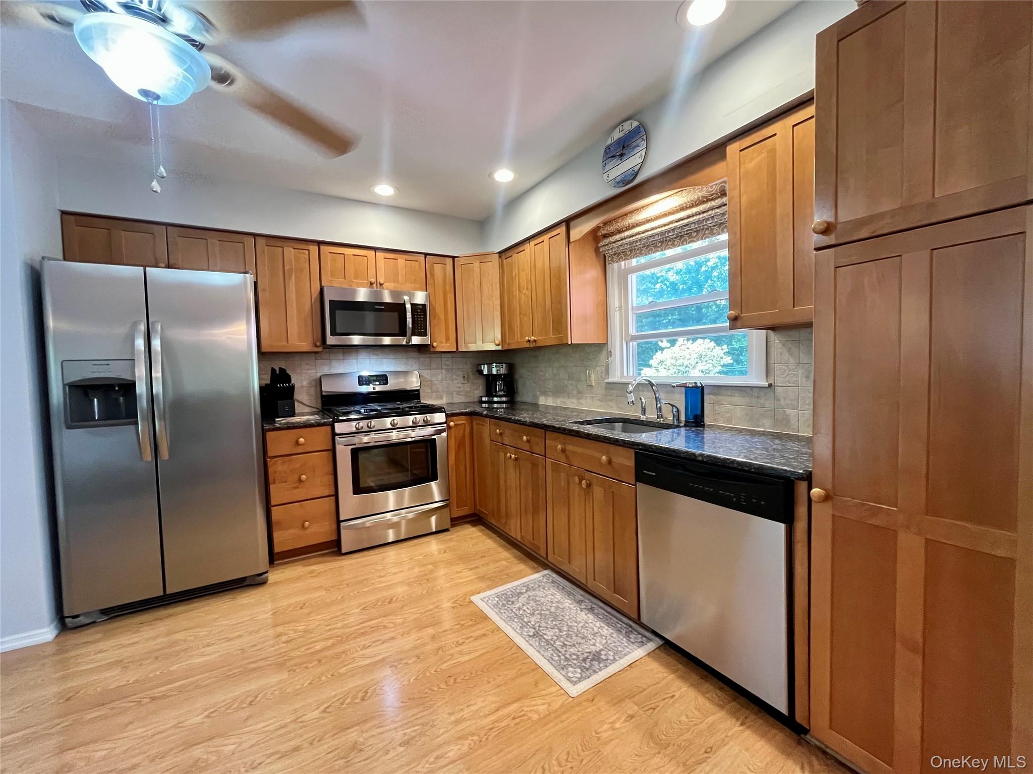 33 Island View Avenue, Monroe, NY 10950