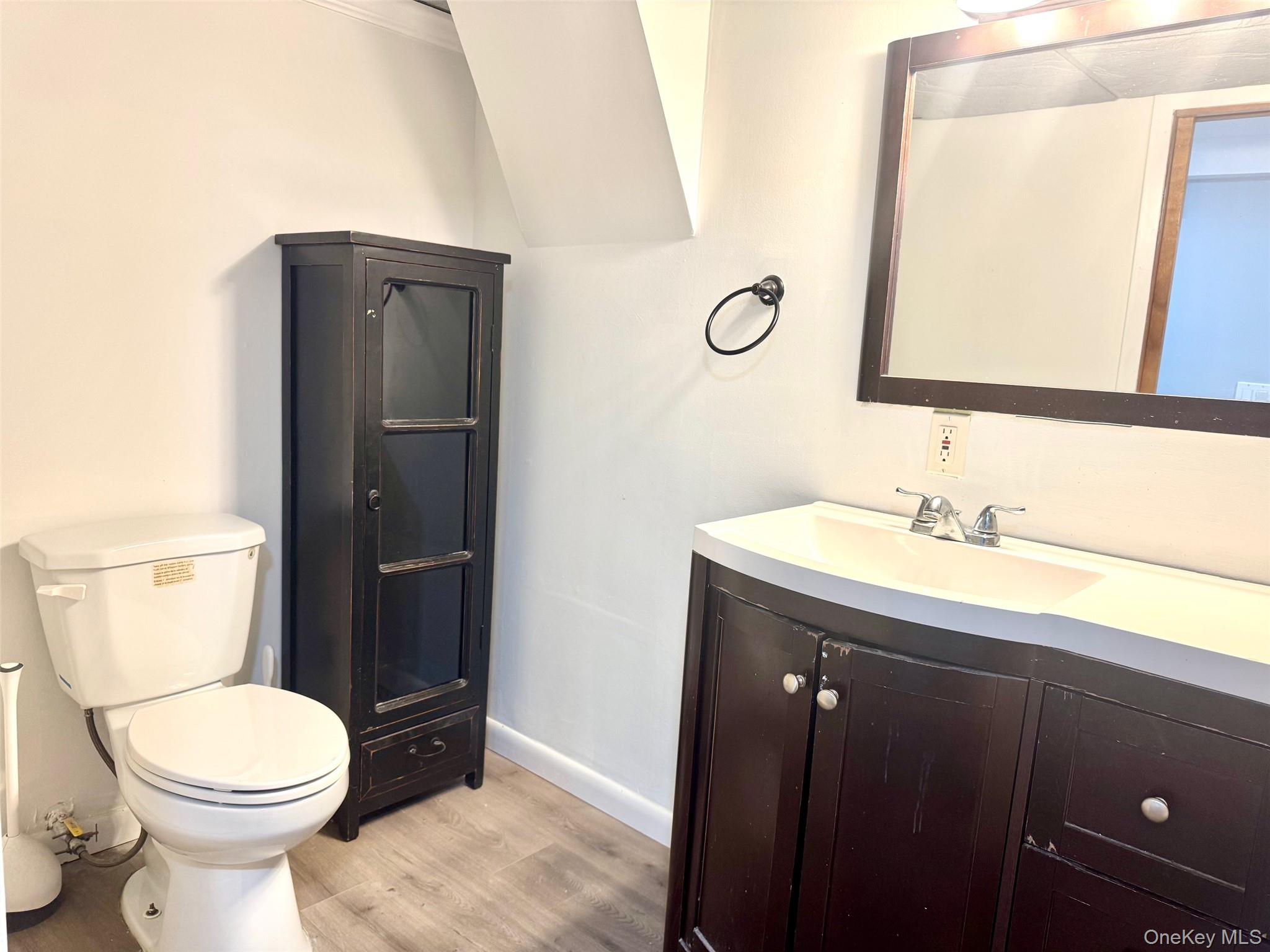 27 Blydenburgh Road, Centereach, NY 11720