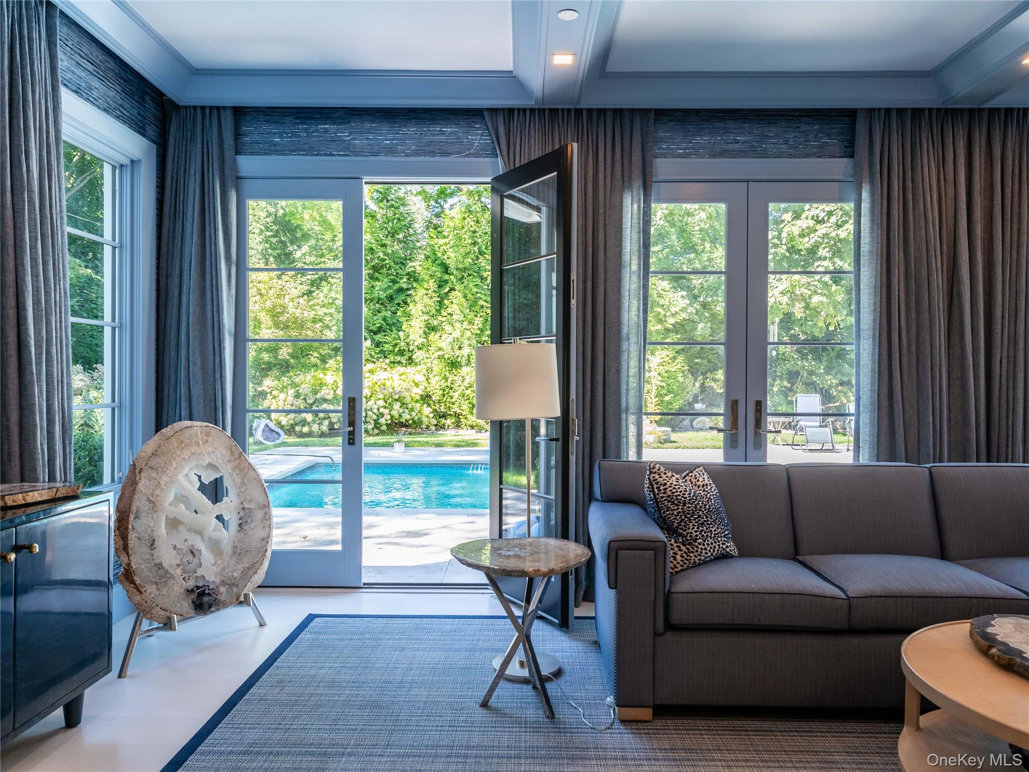 16 Ridge Drive E, Great Neck, NY 11021