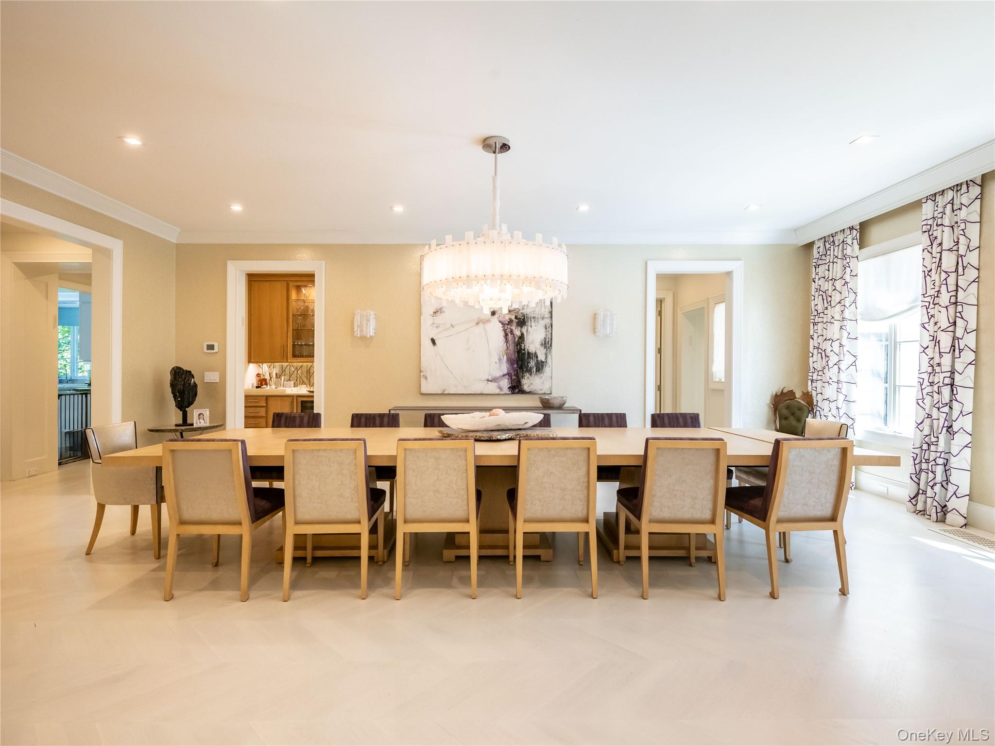 16 Ridge Drive E, Great Neck, NY 11021