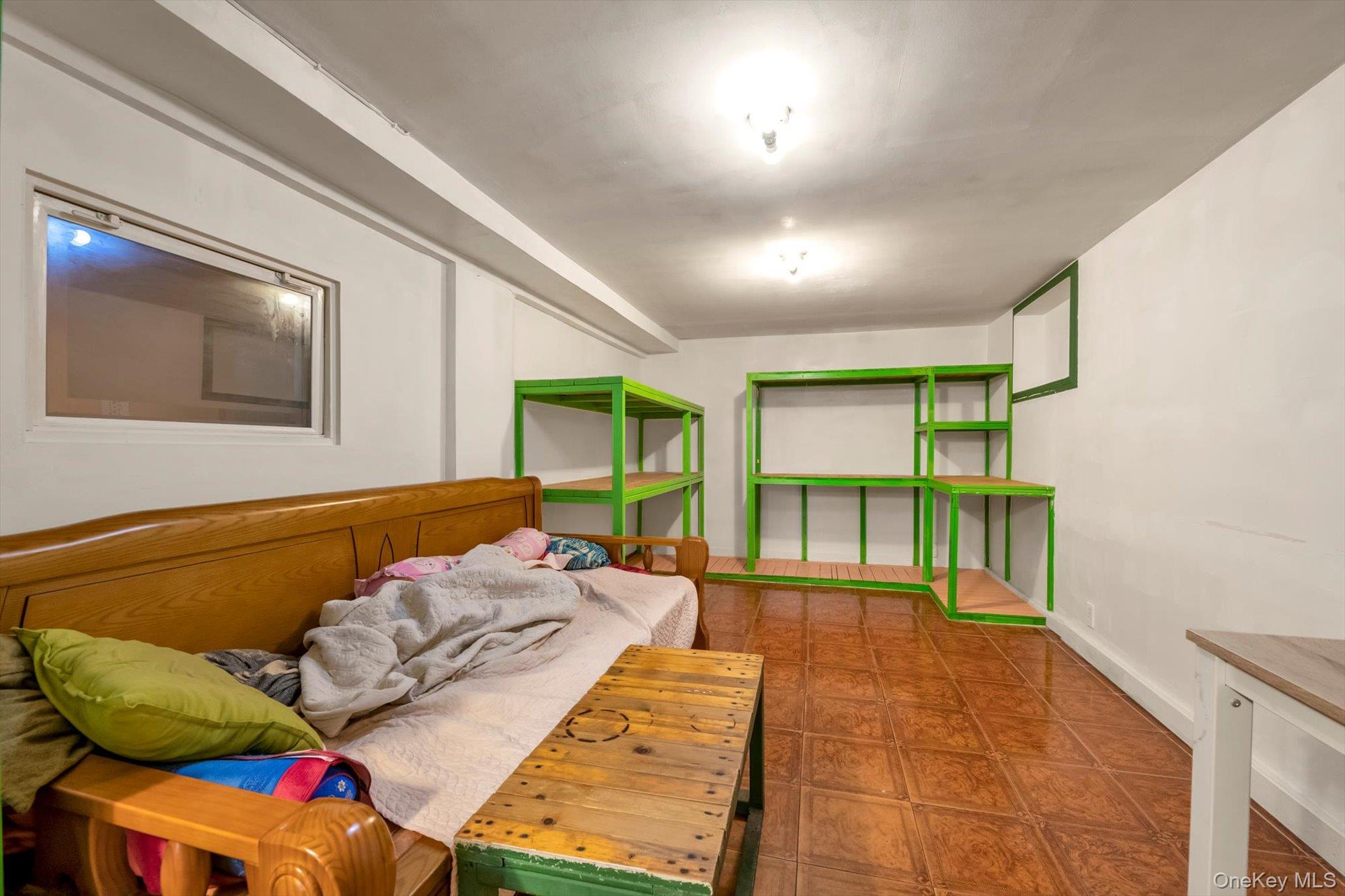 12401 9th Avenue, College Point, NY 11356