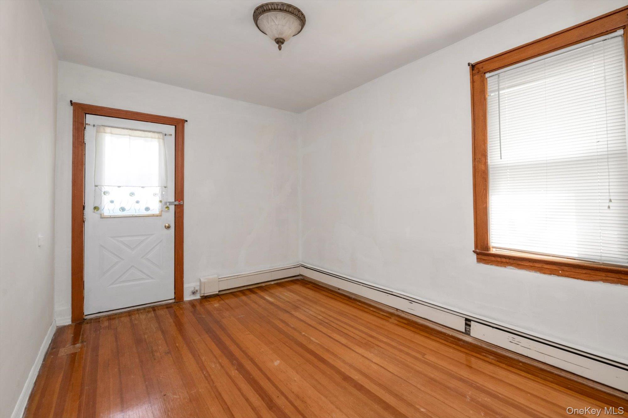 12401 9th Avenue, College Point, NY 11356