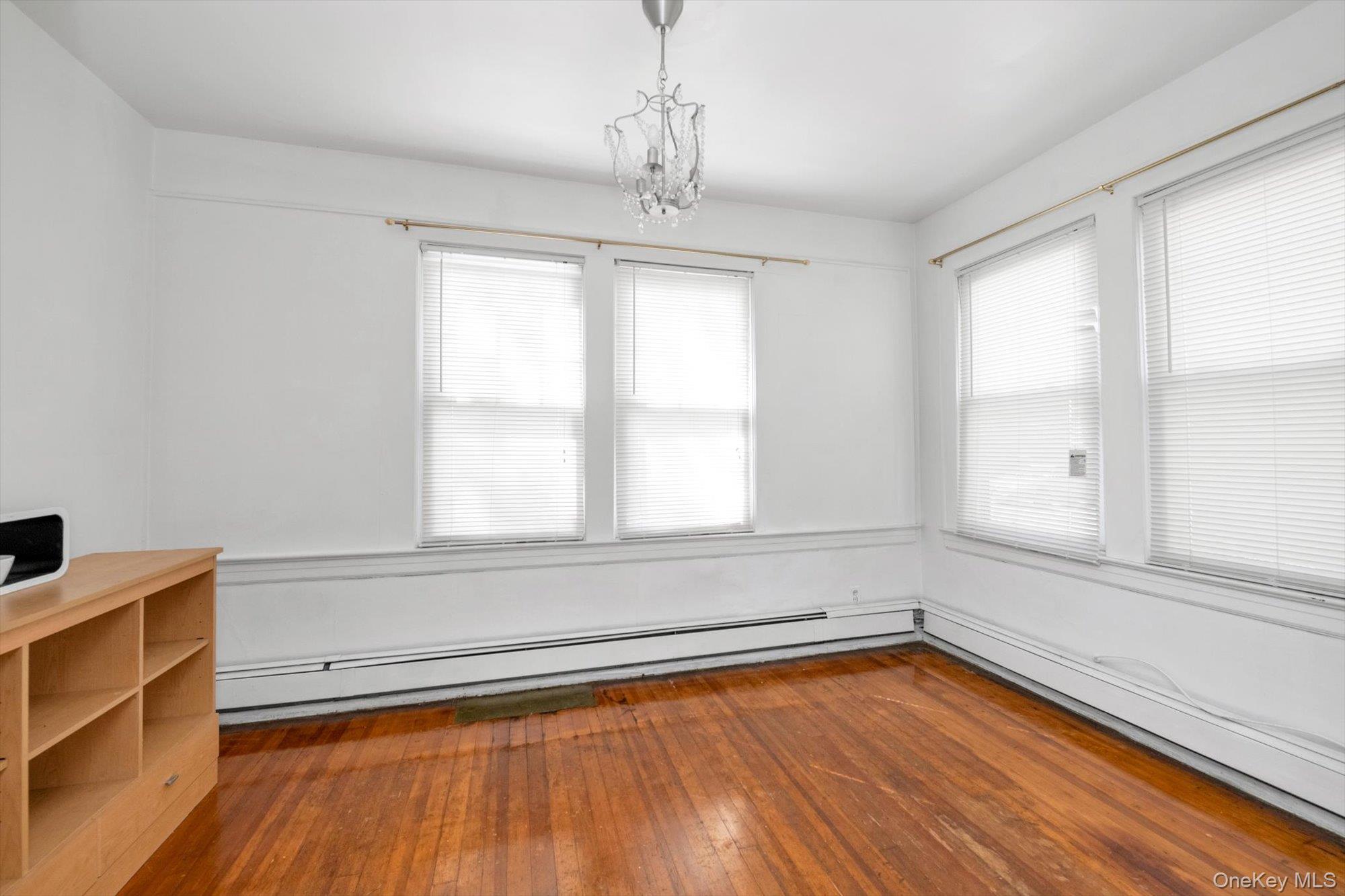 12401 9th Avenue, College Point, NY 11356