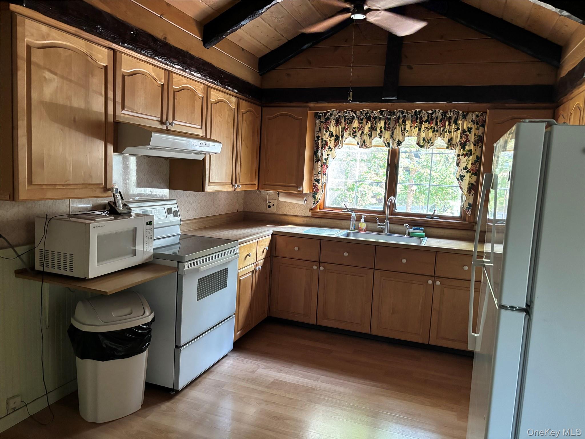 16 Rocklein Road, Wading River, NY 11792