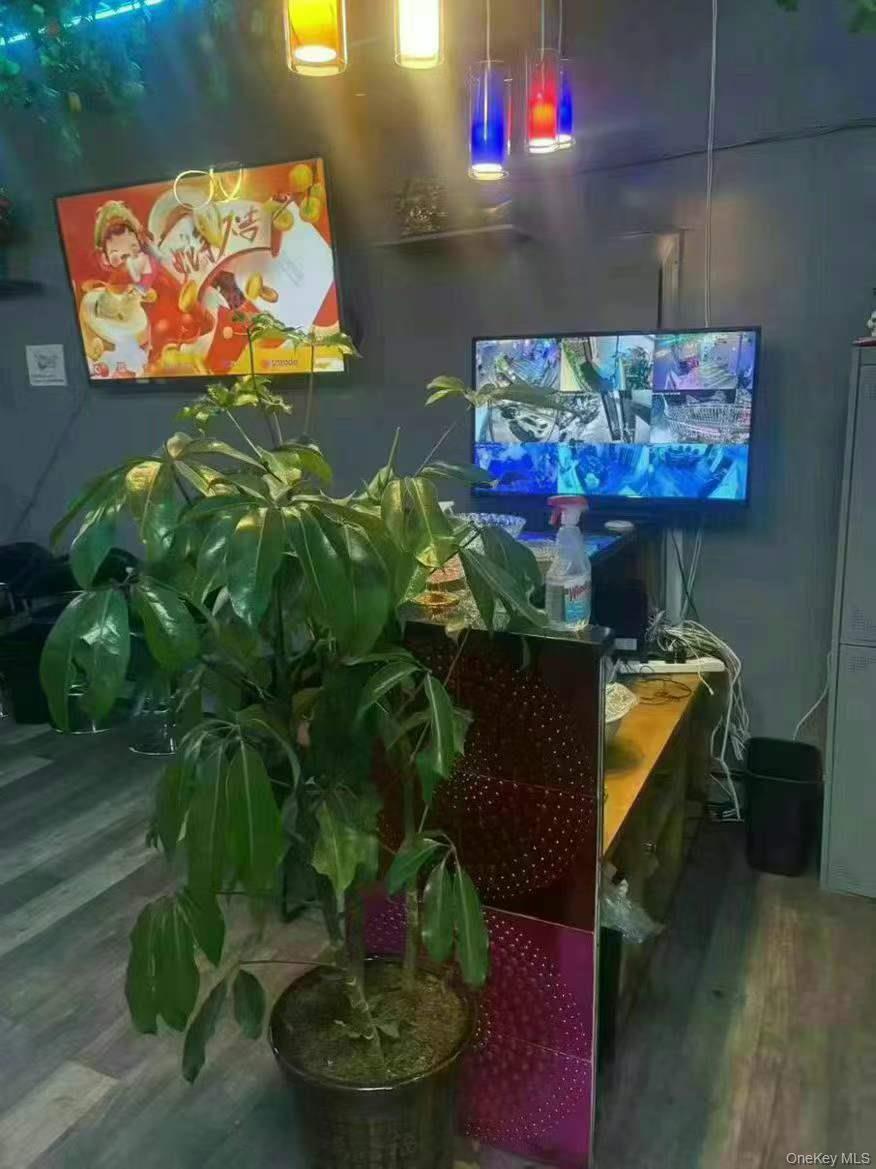 4121 Haight Street, Flushing, NY 11355