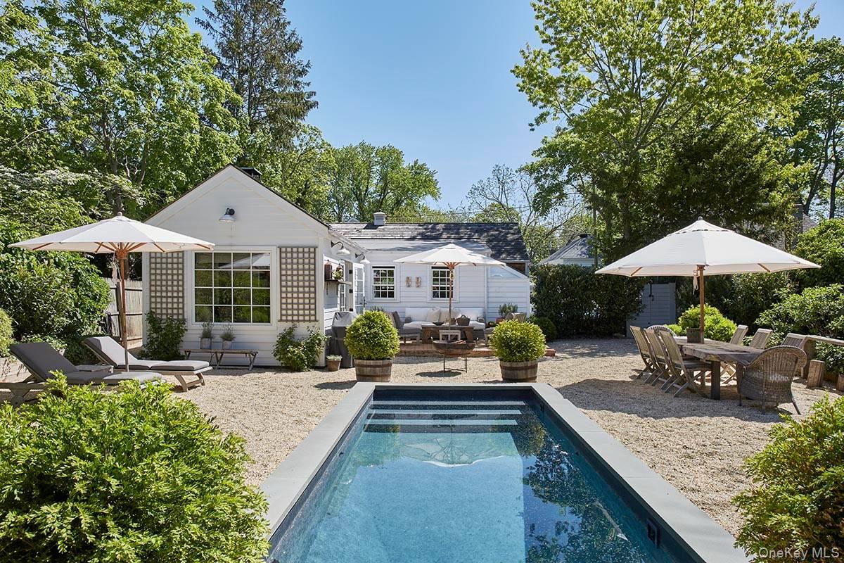 11 Rogers Street, Sag Harbor, NY 11963