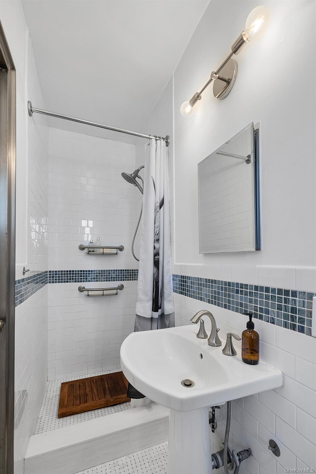 860 Grand Concourse # 7N, Bronx, NY 10451