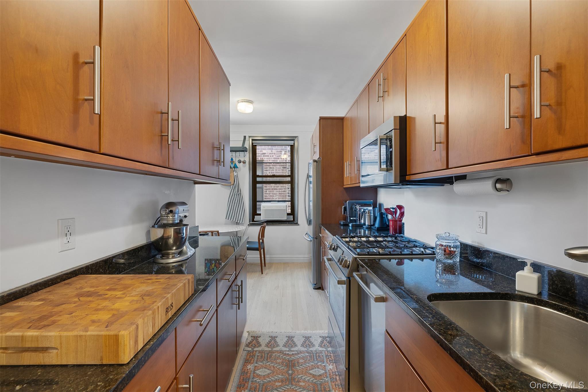 860 Grand Concourse # 7N, Bronx, NY 10451