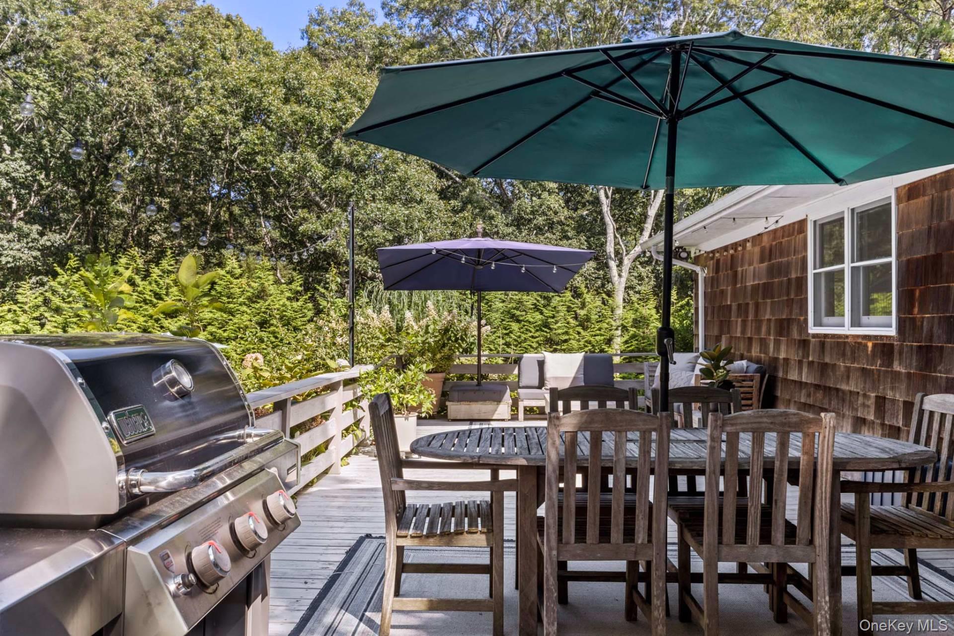 813 Edge Of Woods Road, Water Mill, NY 11976