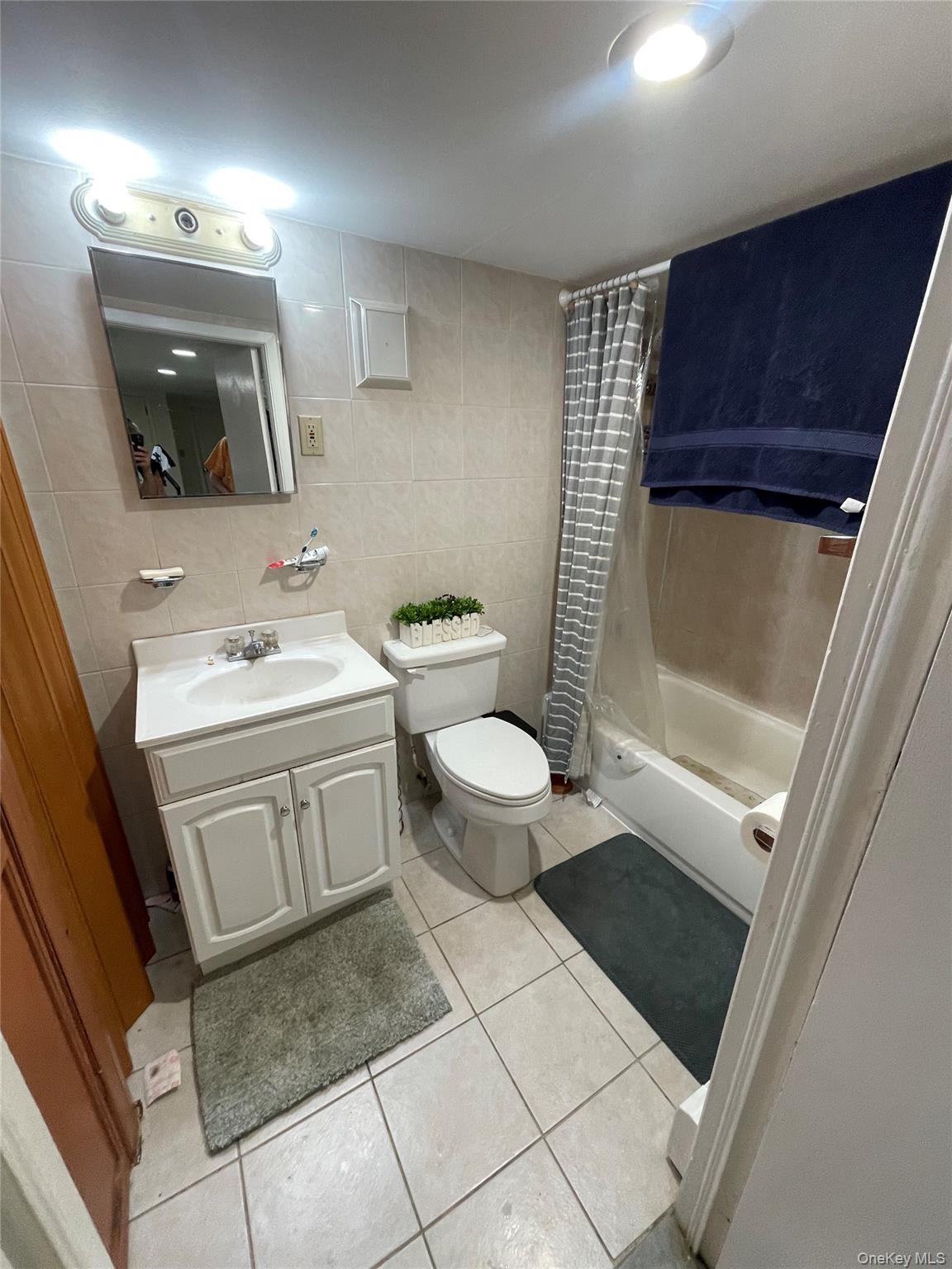 10751 89th Street, Ozone Park, NY 11417