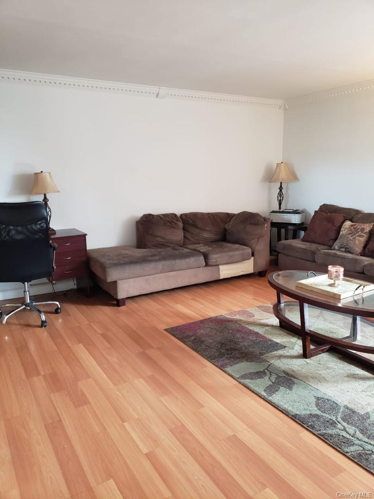 19 Old Mamaroneck Road # 5G, White Plains, NY 10605