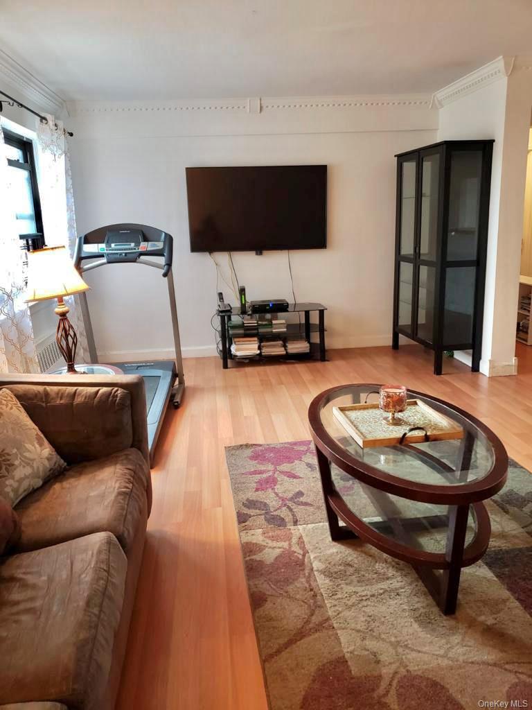 19 Old Mamaroneck Road # 5G, White Plains, NY 10605