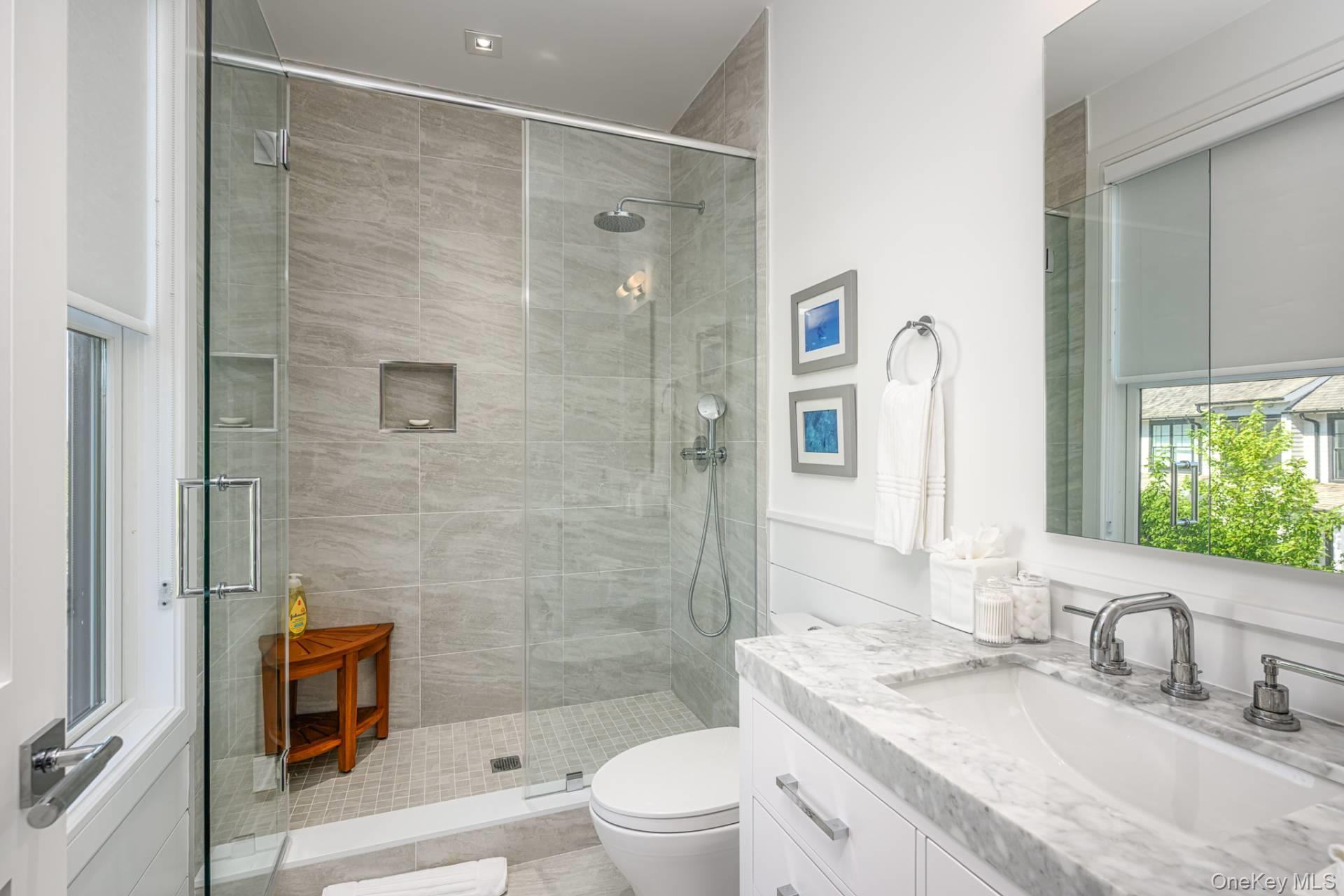 2 Hickory Lane, Southampton, NY 11976