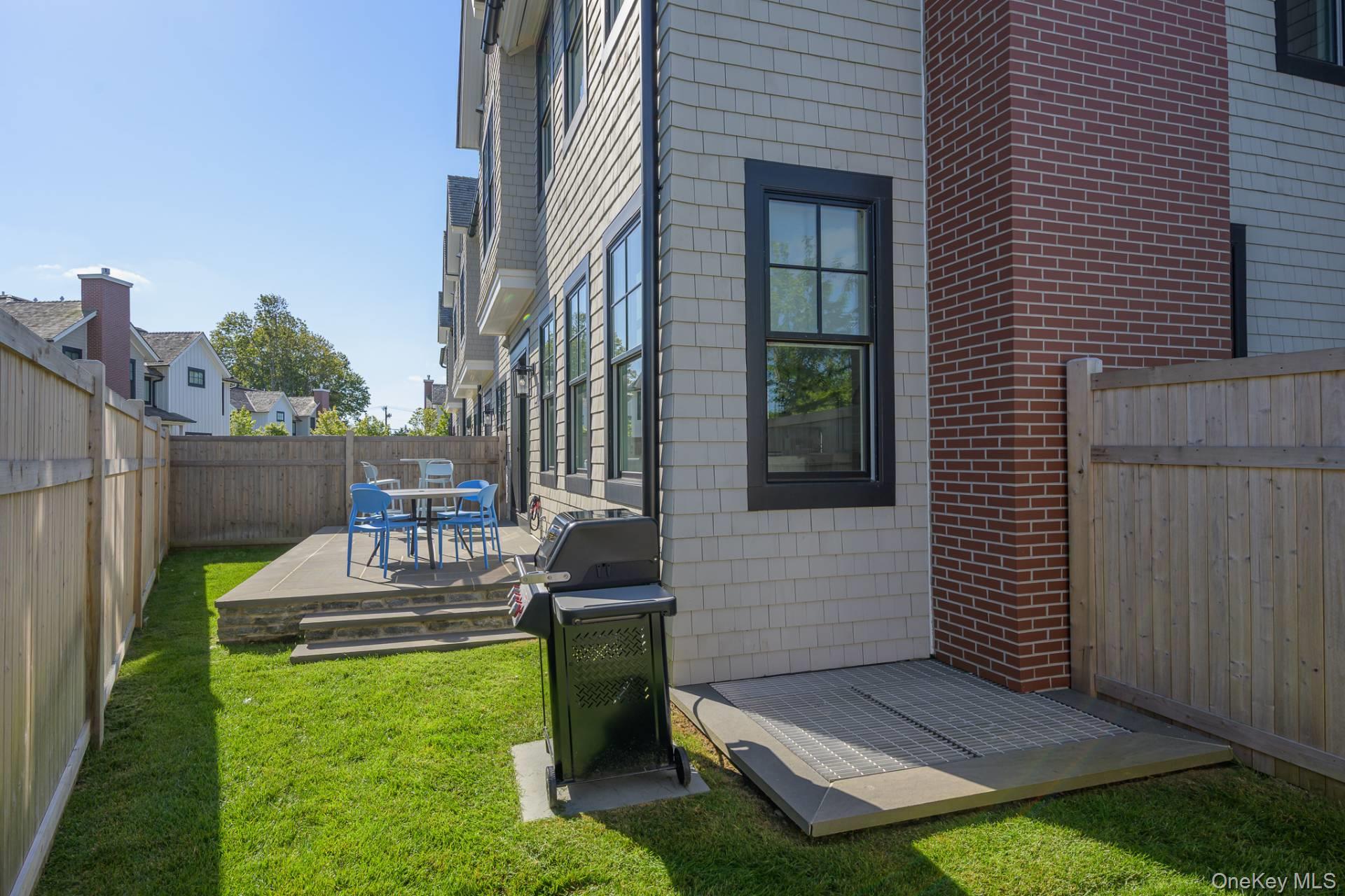 2 Hickory Lane, Southampton, NY 11976