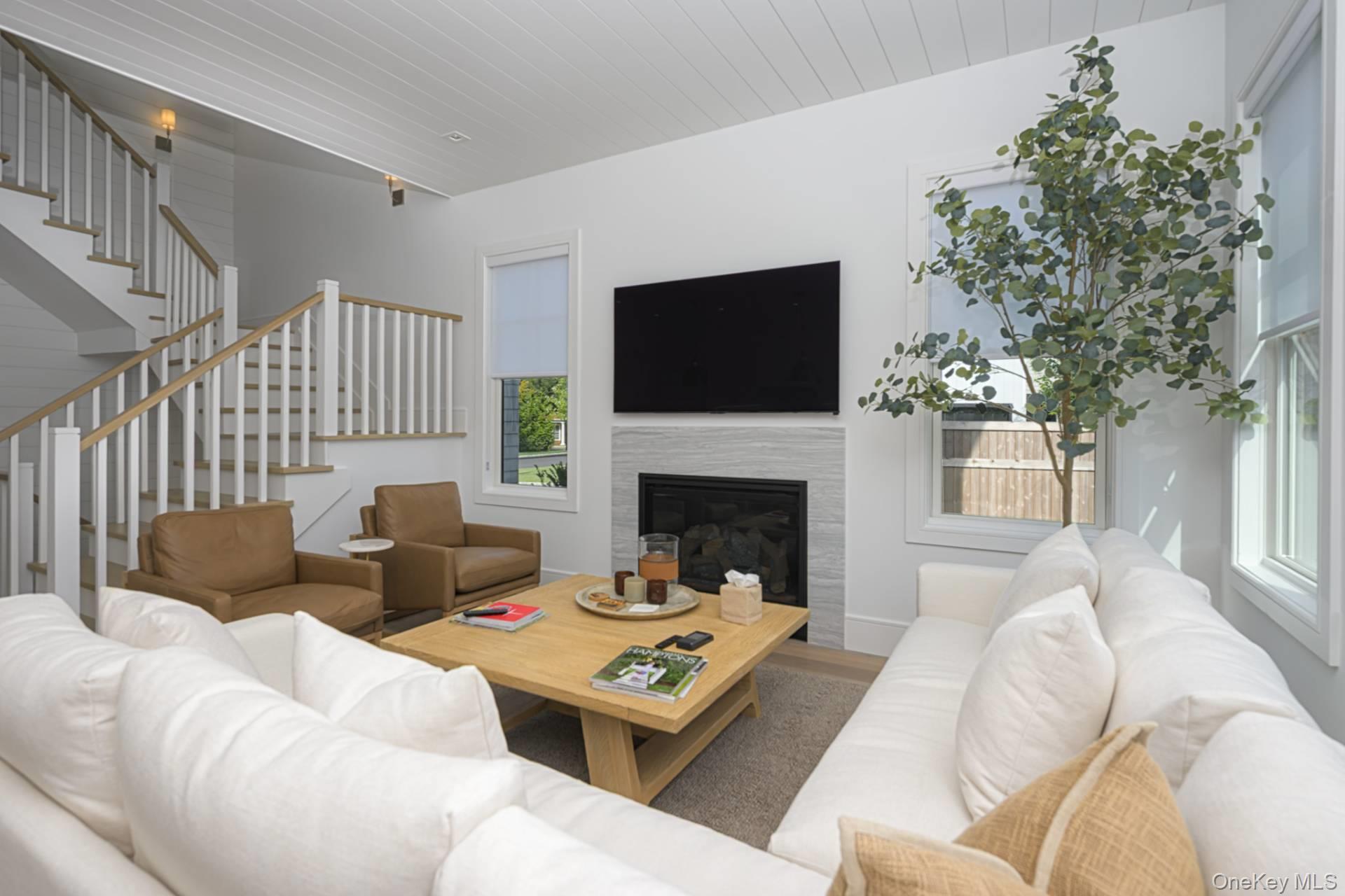 2 Hickory Lane, Southampton, NY 11976