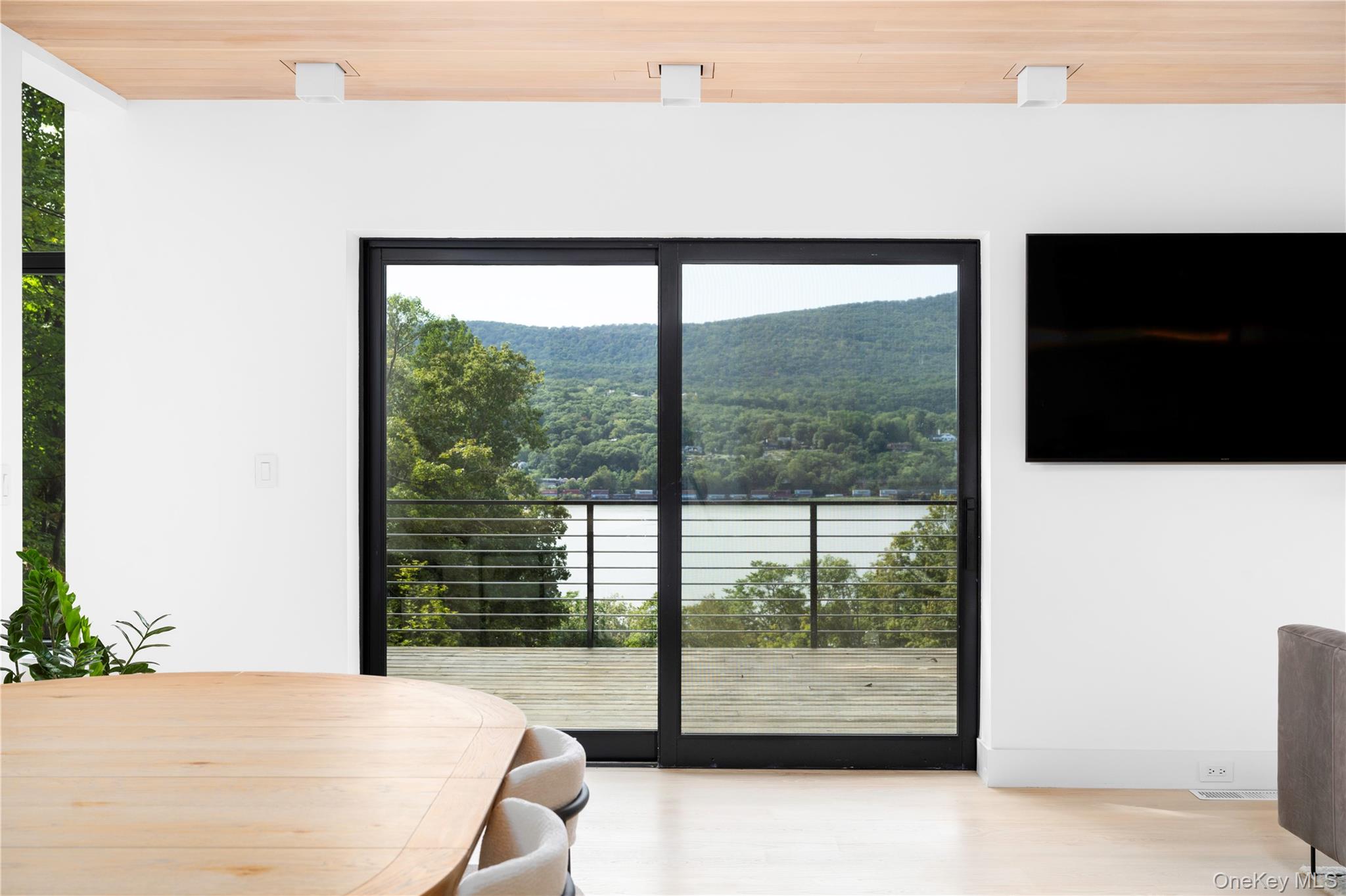 529 Route 9D, Garrison, NY 10524