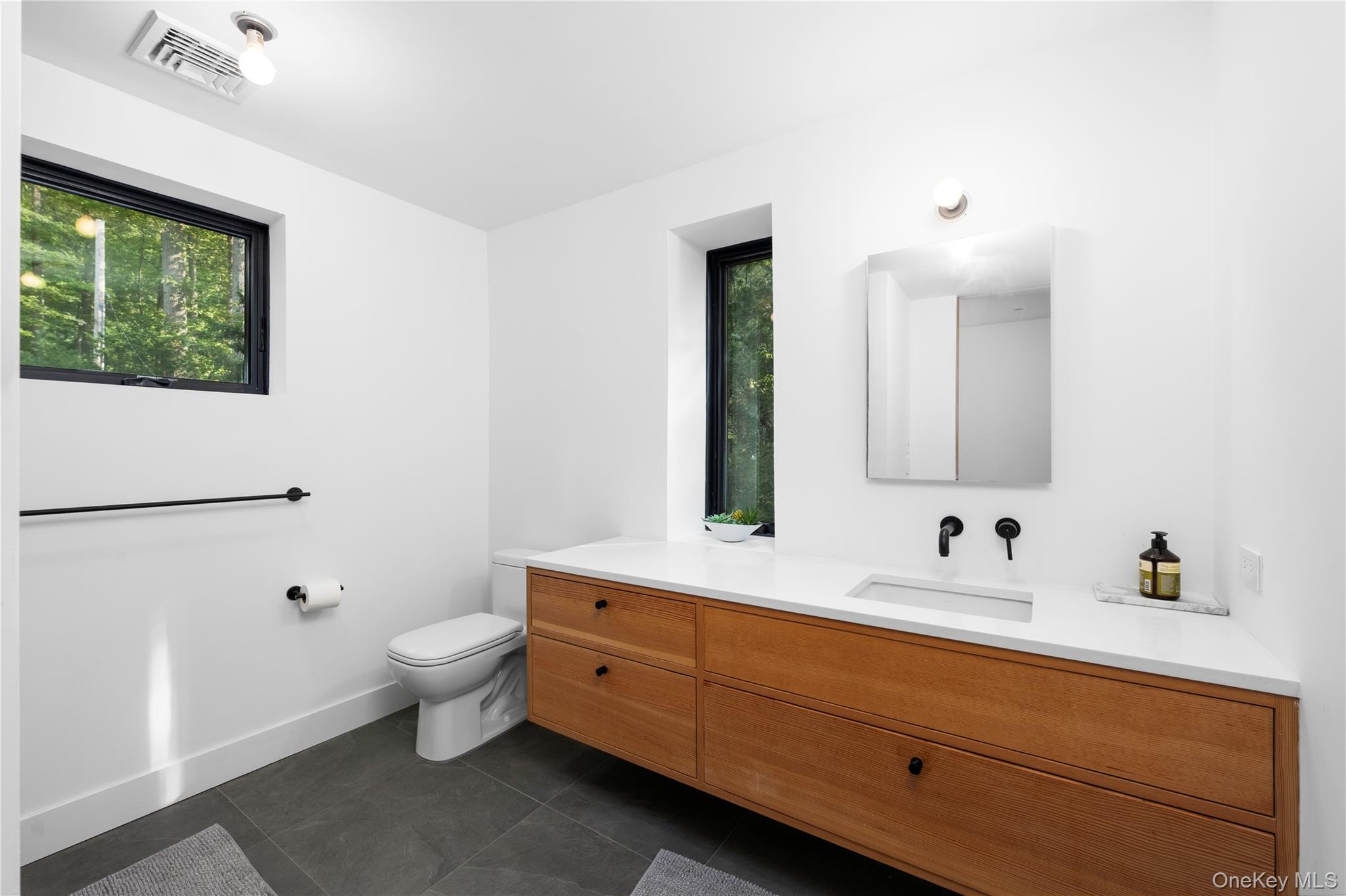 529 Route 9D, Garrison, NY 10524