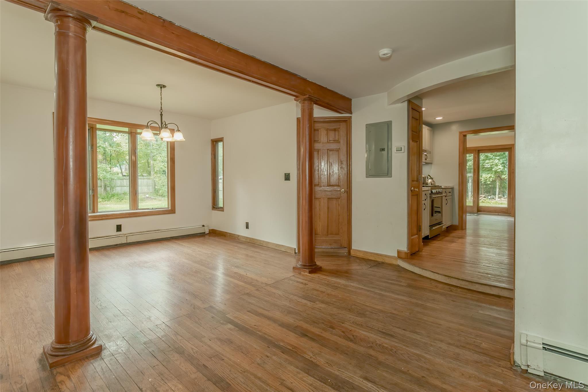 17 Hillside Road, Greenwood Lake, NY 10925