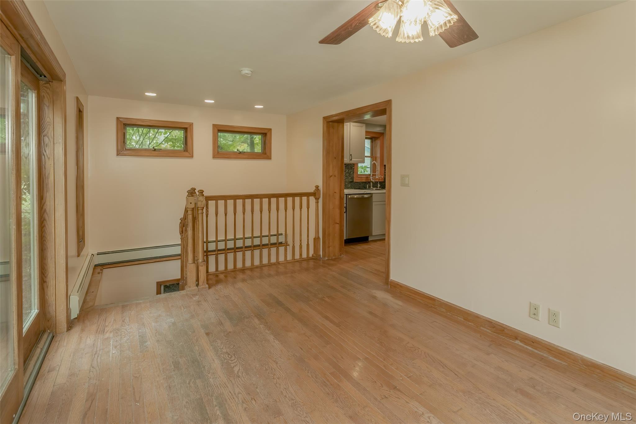 17 Hillside Road, Greenwood Lake, NY 10925