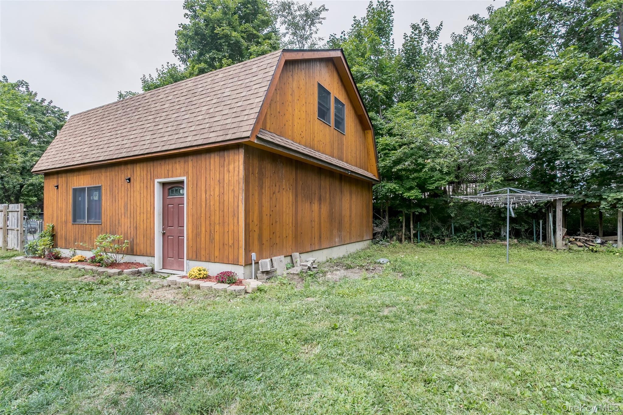 17 Hillside Road, Greenwood Lake, NY 10925